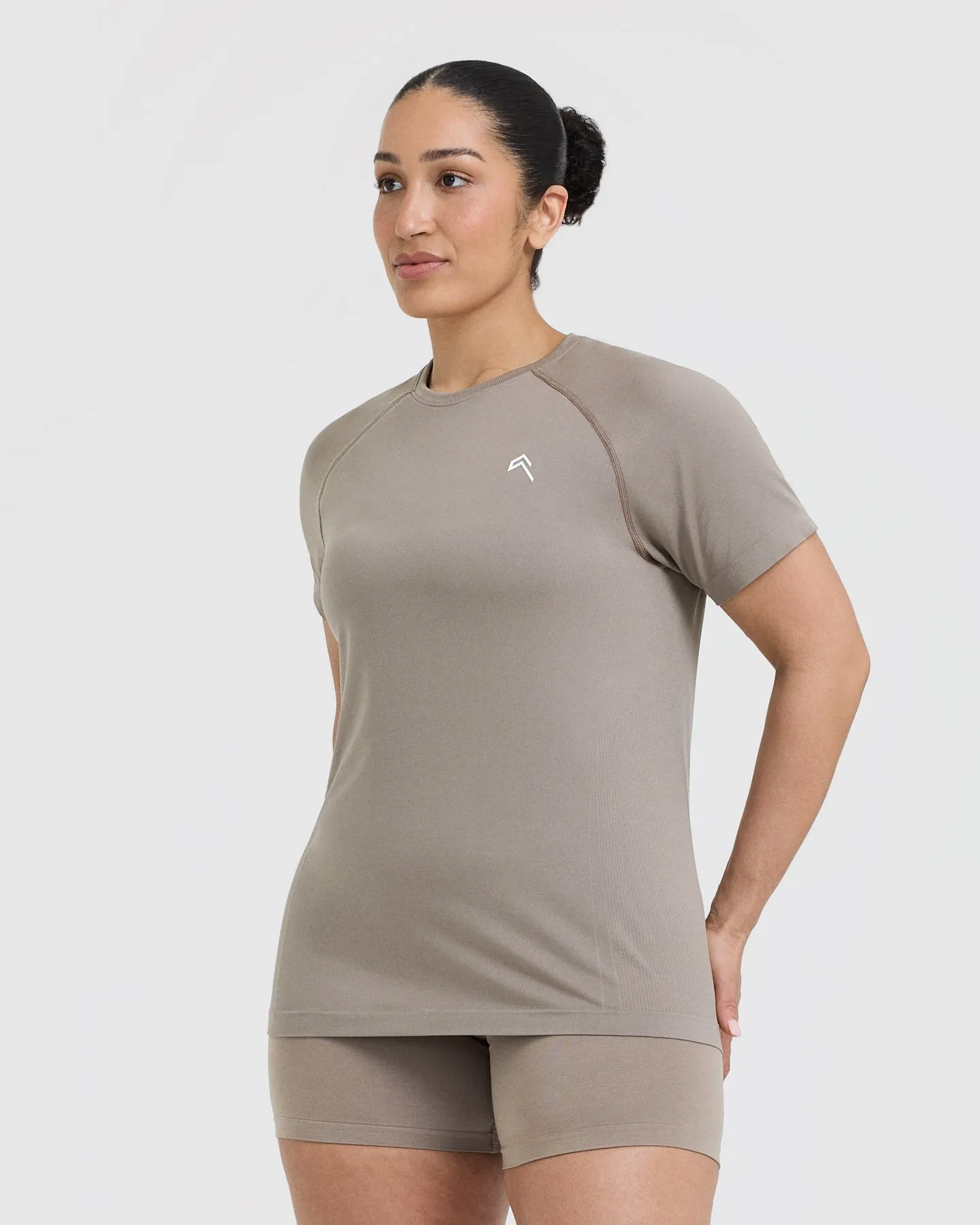Go To Seamless Loose Top | Minky sold by Oner Active product image thumbnail 3