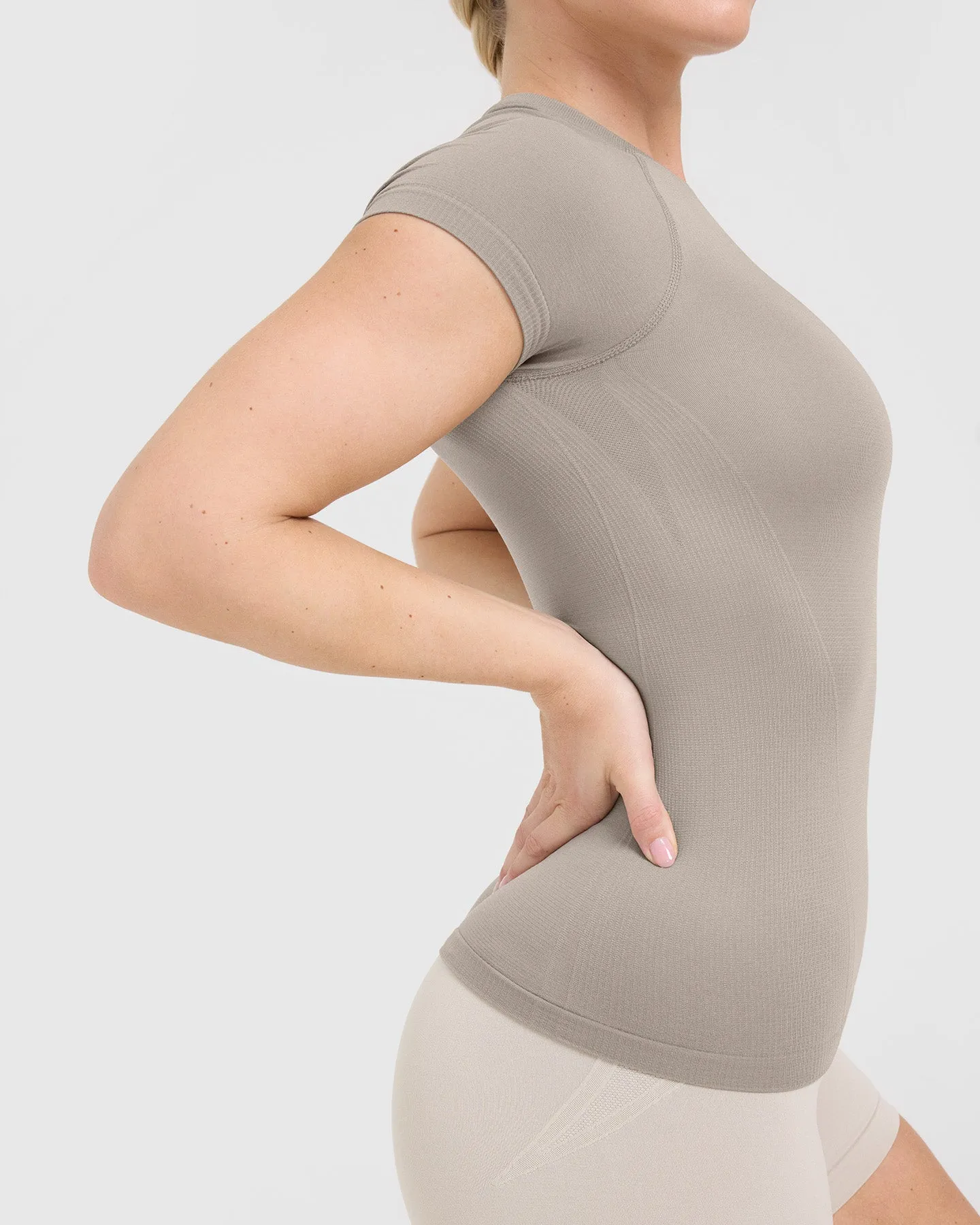 Go To Seamless Fitted Top | Minky sold by Oner Active product image thumbnail 5