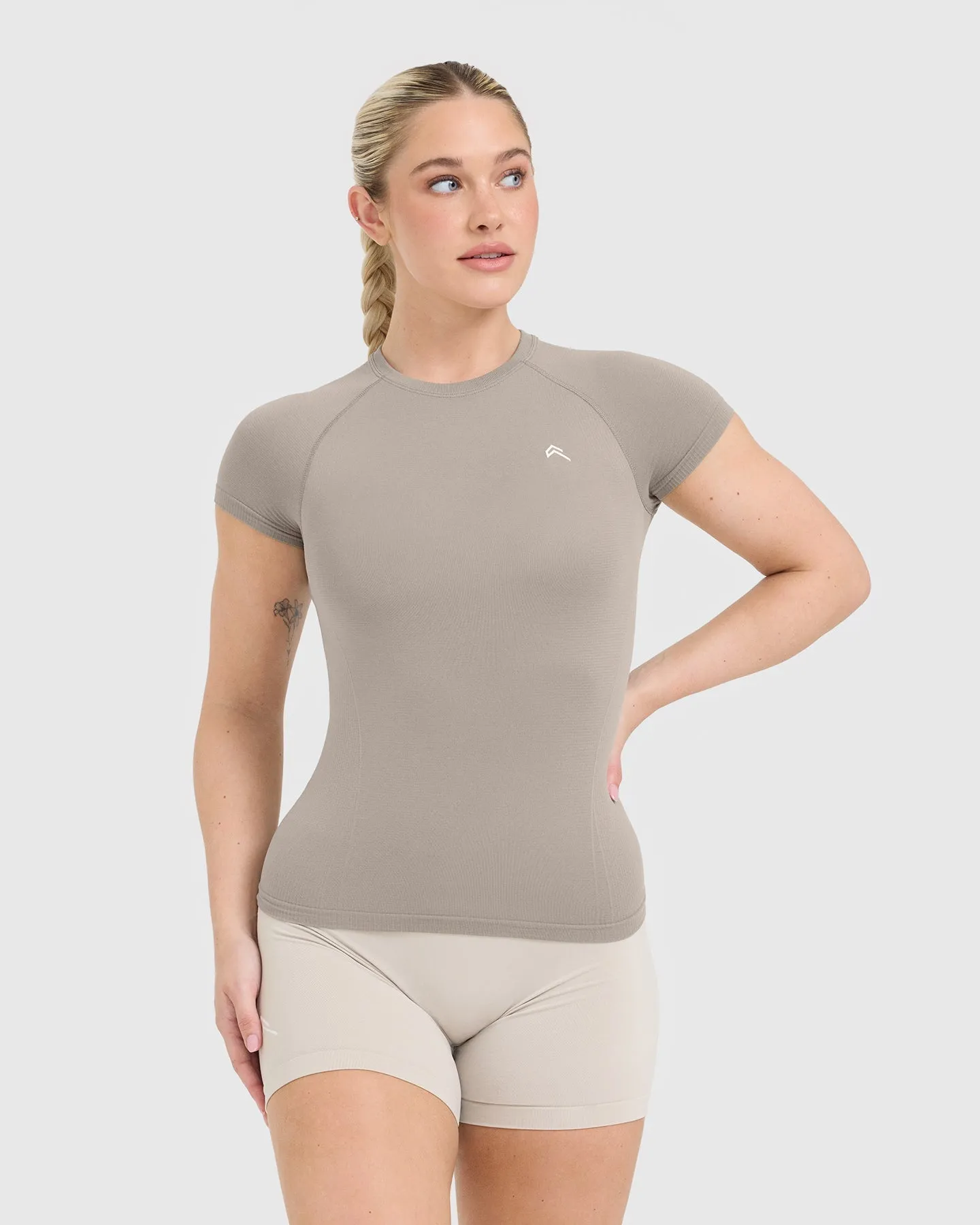 Go To Seamless Fitted Top | Minky sold by Oner Active