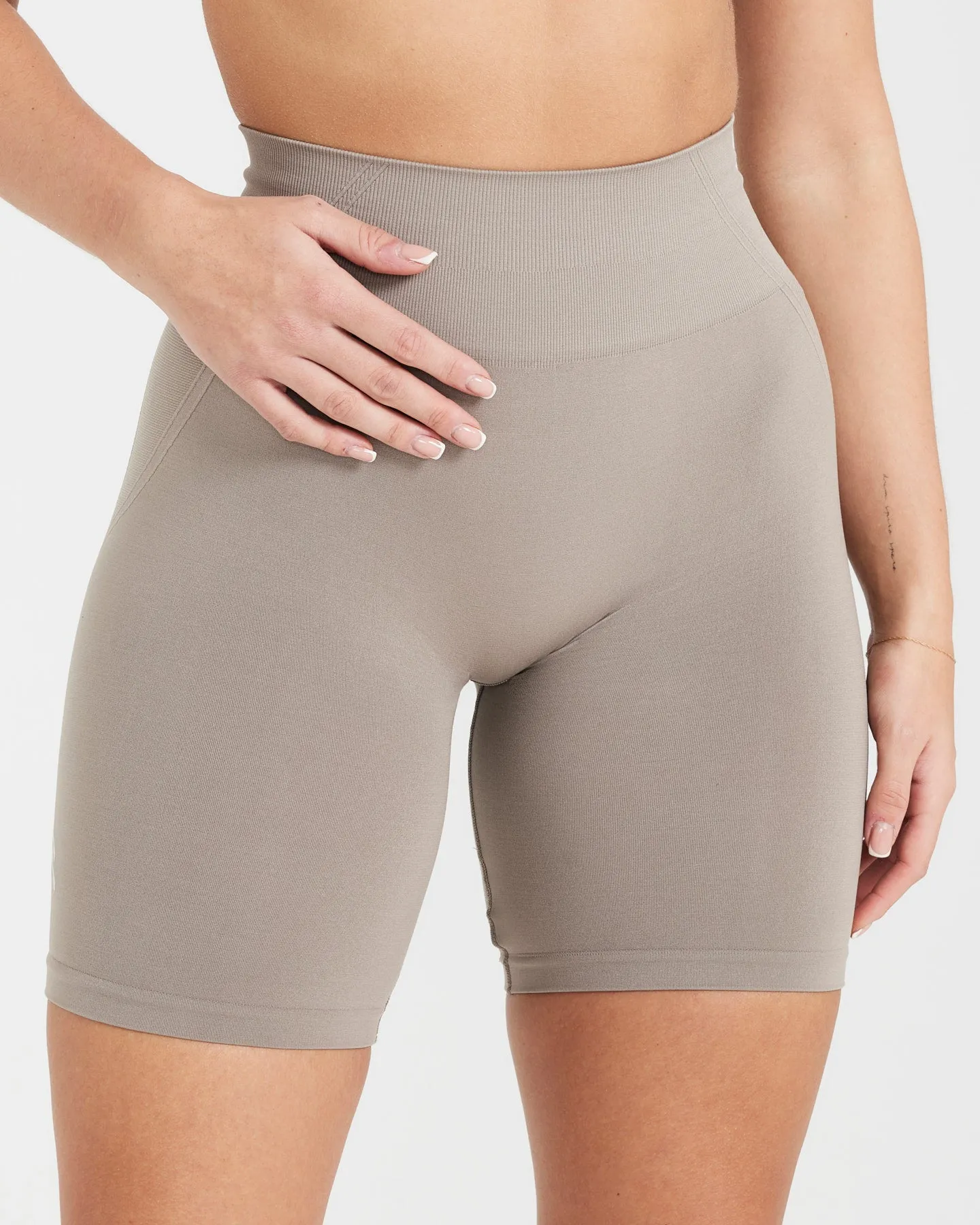 Effortless Seamless Cycling Shorts | Minky sold by Oner Active product image thumbnail 4