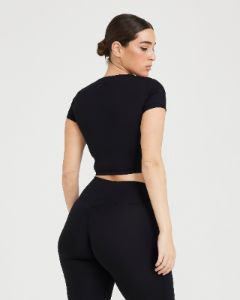 Timeless Crop Short Sleeve Tee | Black sold by Oner Active