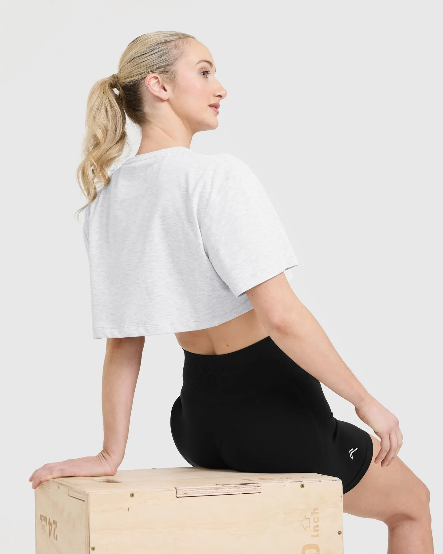 Classic Oner Graphic Crop Lightweight T-Shirt | Light Grey Marl sold by Oner Active product image thumbnail 5