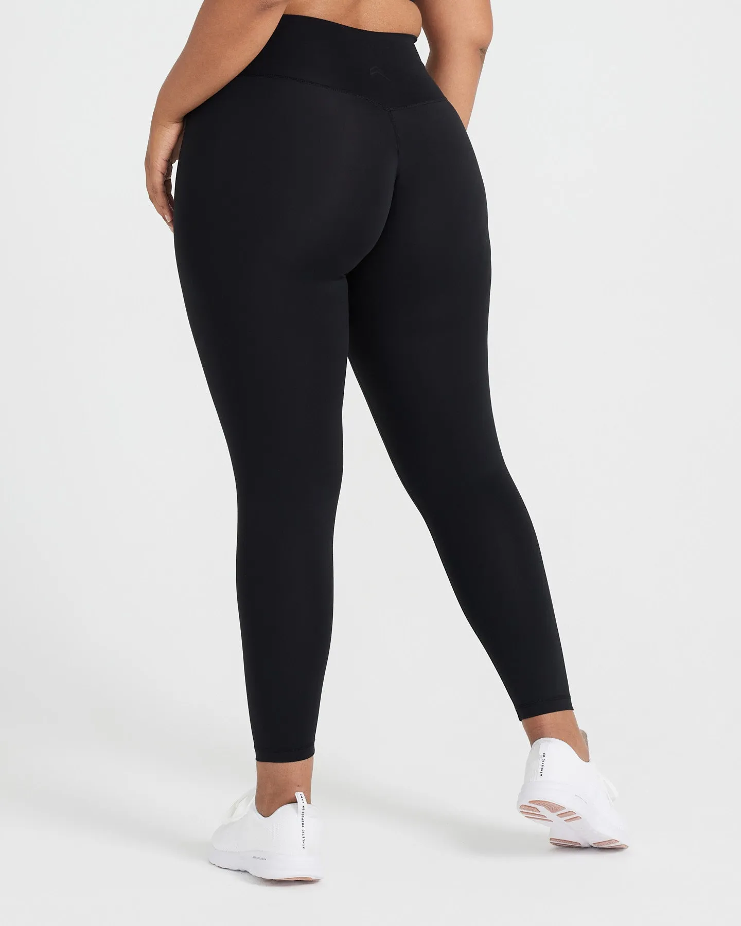 Timeless Leggings | Black sold by Oner Active product image thumbnail 2