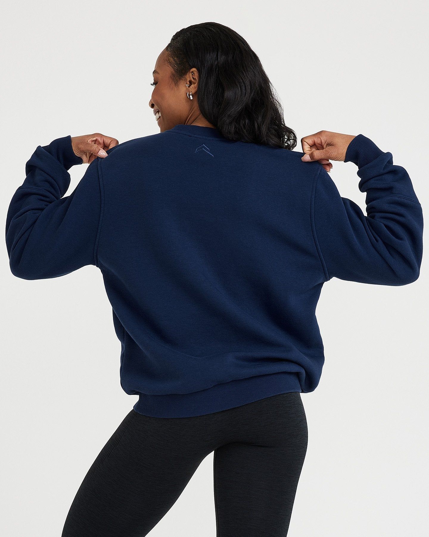 Classic Lounge Oversized Crew Neck | Midnight sold by Oner Active product image thumbnail 4