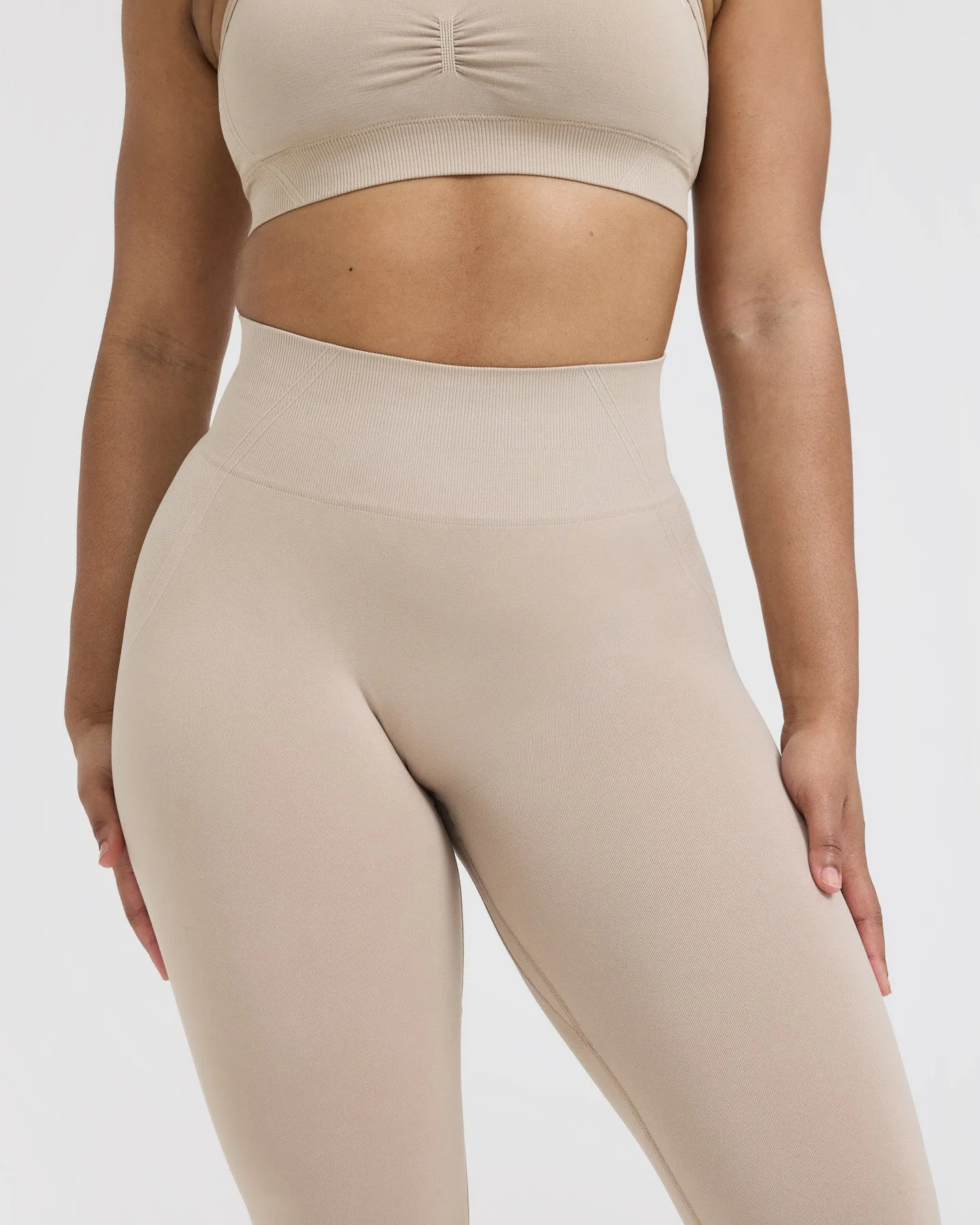 Effortless Seamless Leggings | Mushroom Brown sold by Oner Active product image thumbnail 4