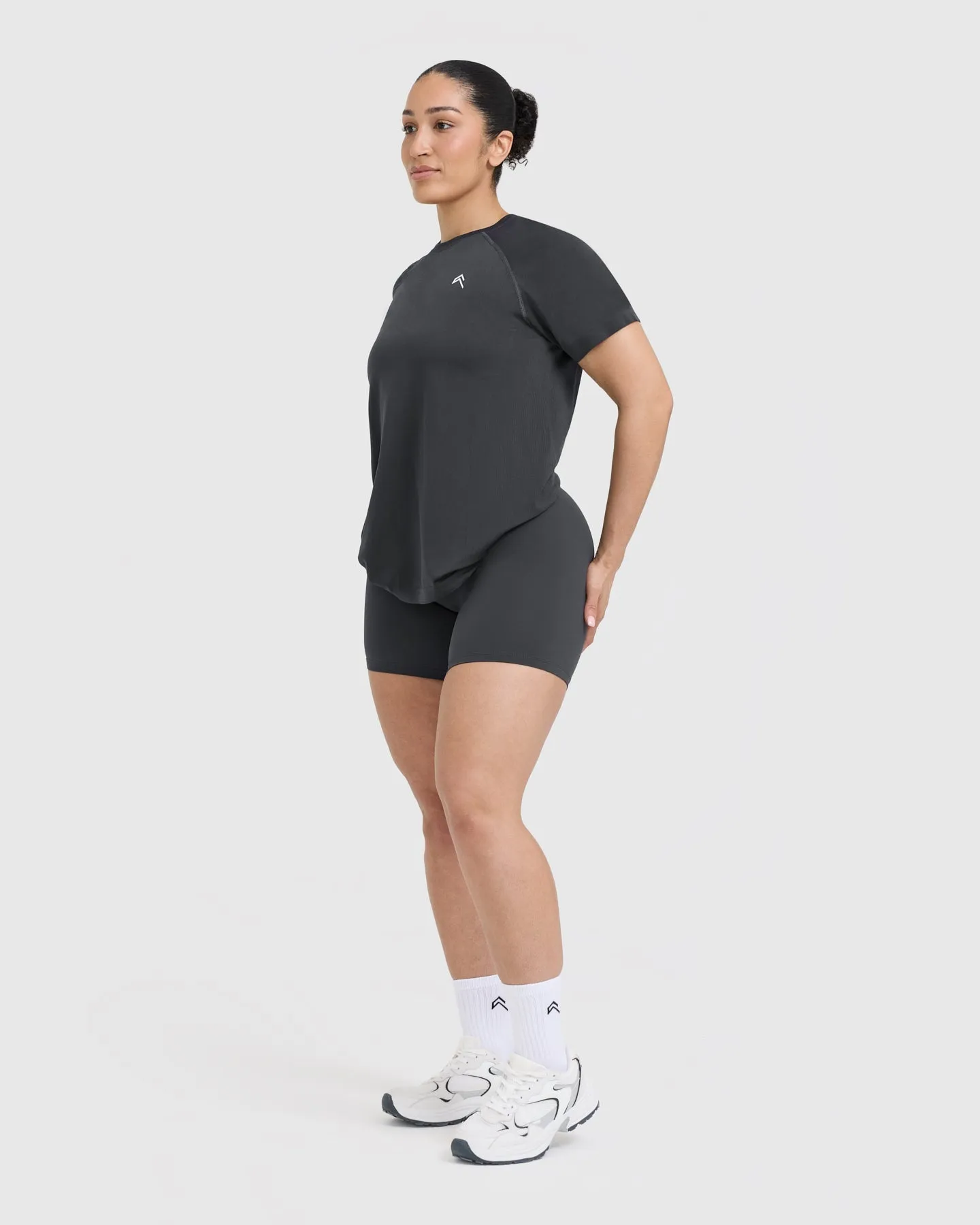 Go To Seamless Loose Top | Coal sold by Oner Active product image thumbnail 3
