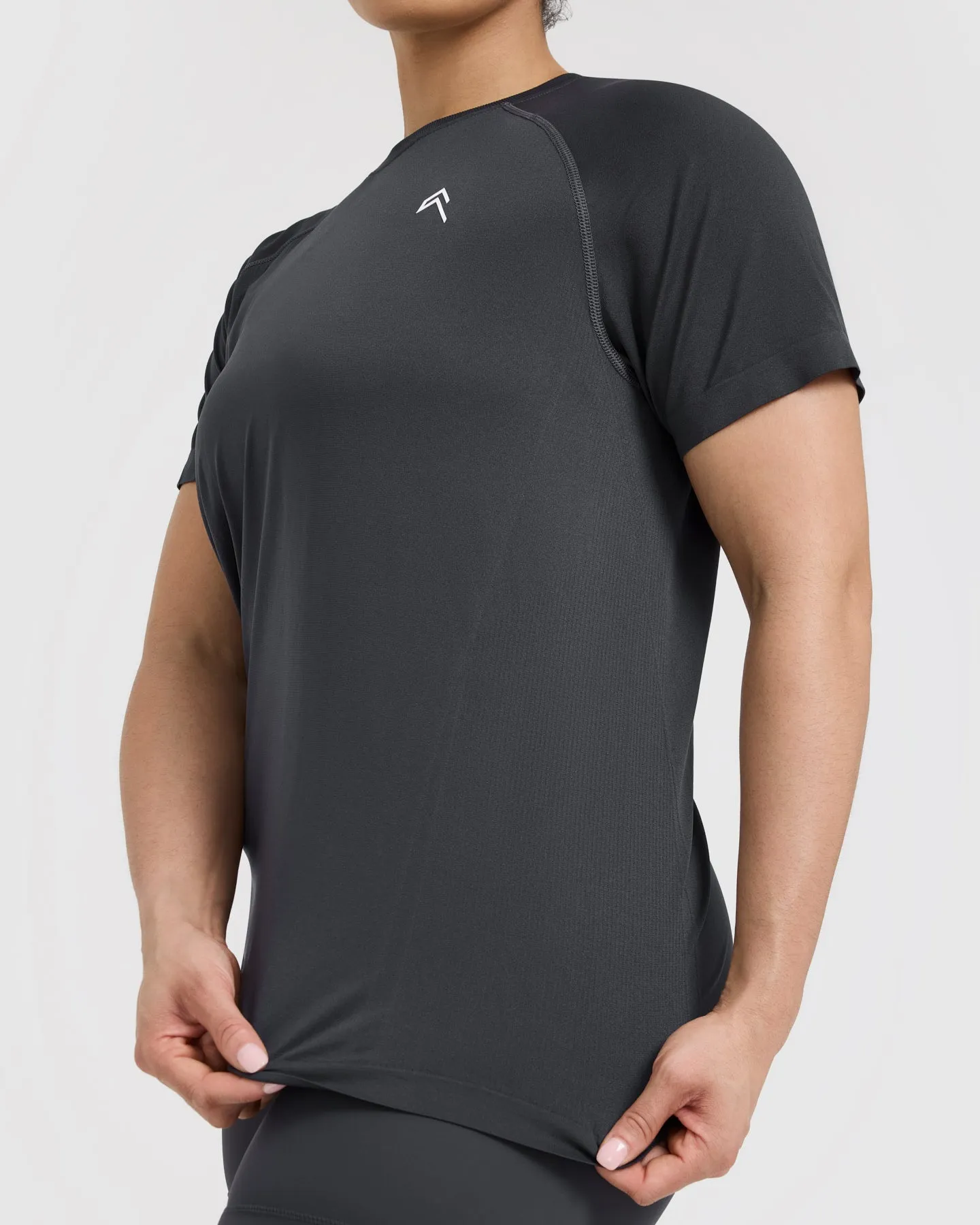Go To Seamless Loose Top | Coal sold by Oner Active product image thumbnail 5