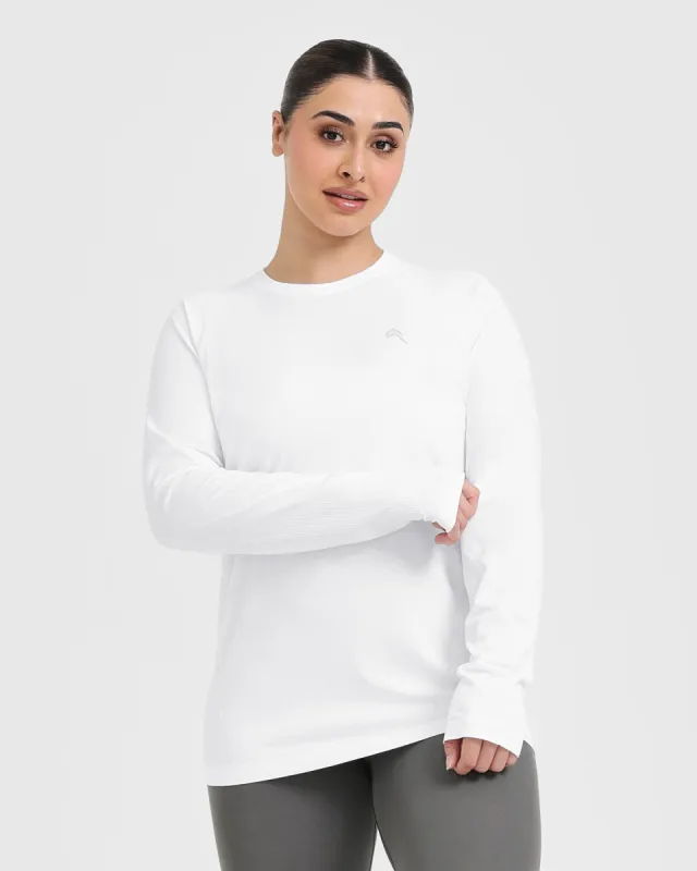 Go To Seamless Loose Long Sleeve Top | White sold by Oner Active