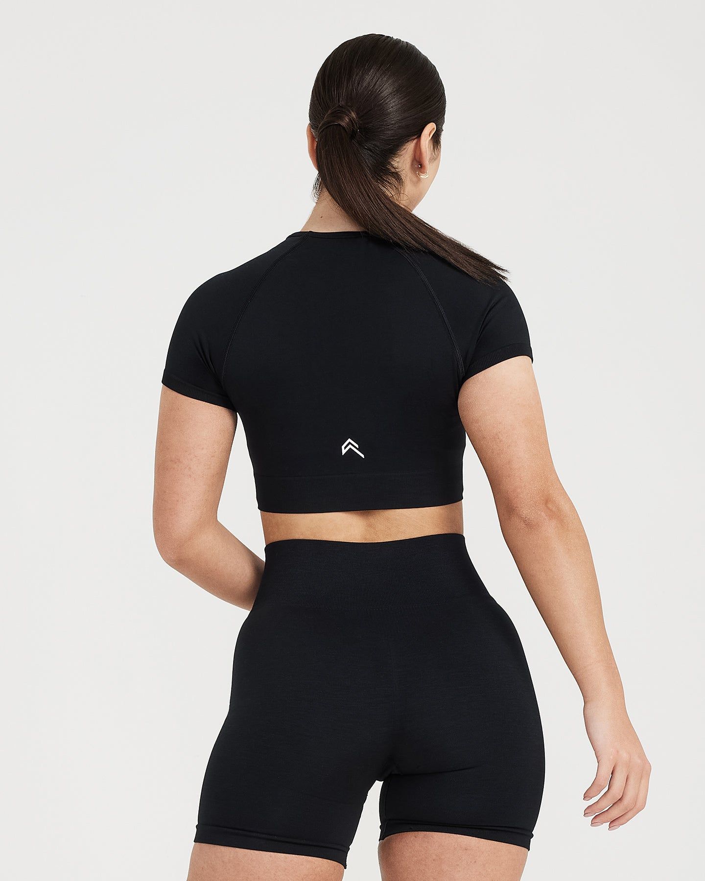 Classic Seamless 2.0 Short Sleeve Crop Top | Black Marl sold by Oner Active product image thumbnail 4