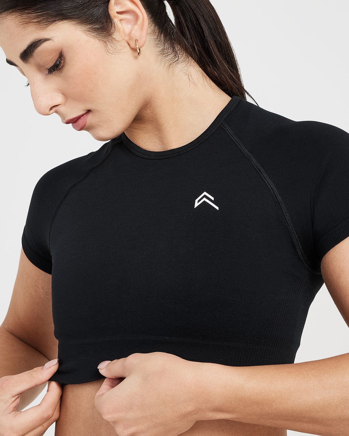 Classic Seamless 2.0 Short Sleeve Crop Top | Black Marl sold by Oner Active product image thumbnail 3