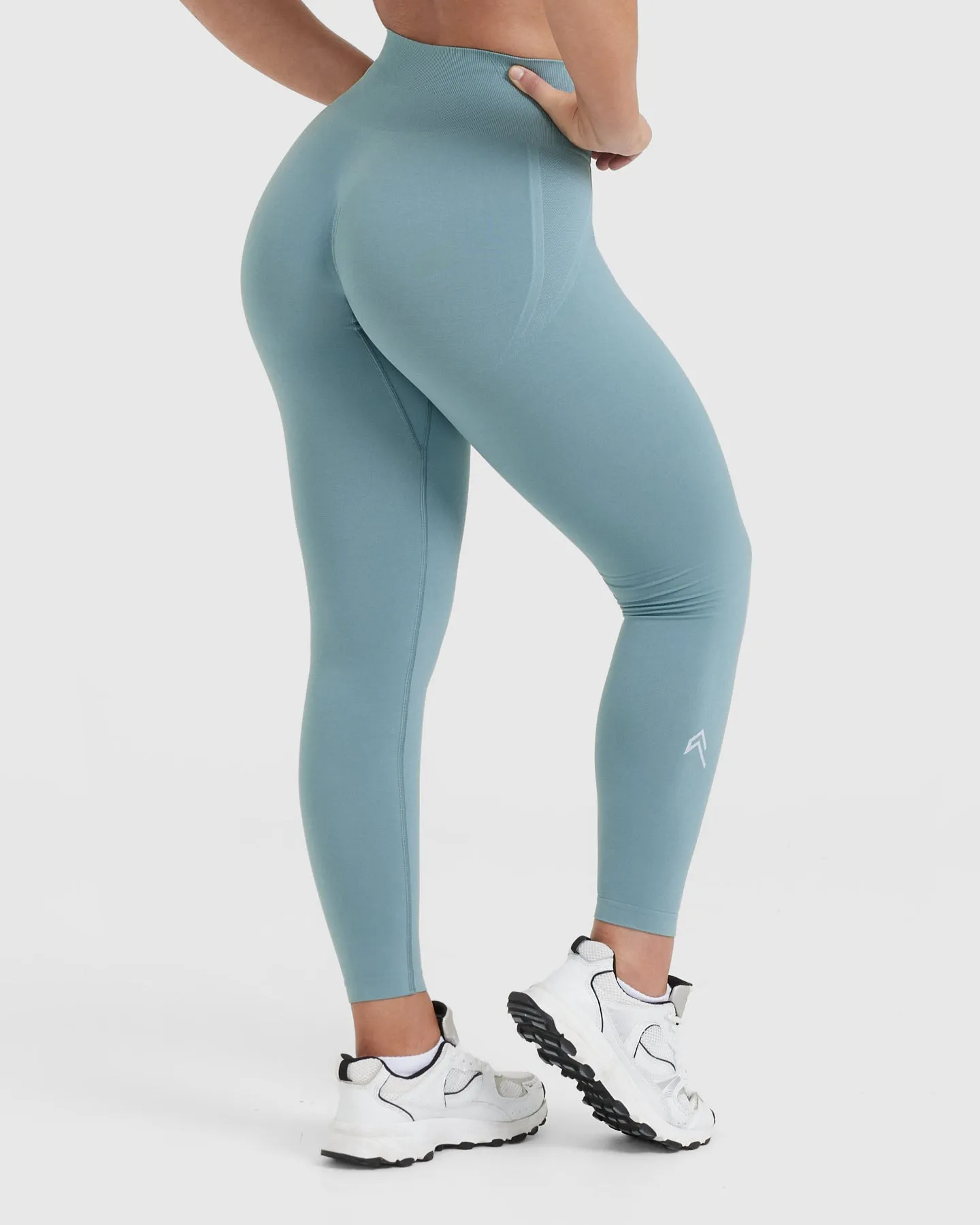 Effortless Seamless Leggings | Steel Blue sold by Oner Active product image thumbnail 2