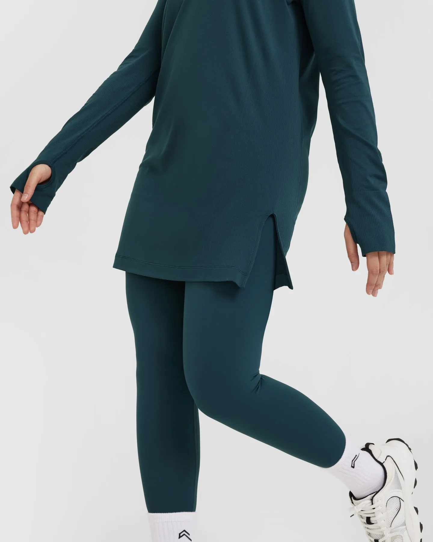 Go To Seamless Loose Long Sleeve Longline Top | Oil Blue sold by Oner Active product image thumbnail 5