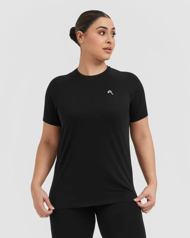 Go To Seamless Loose Top | Black sold by Oner Active