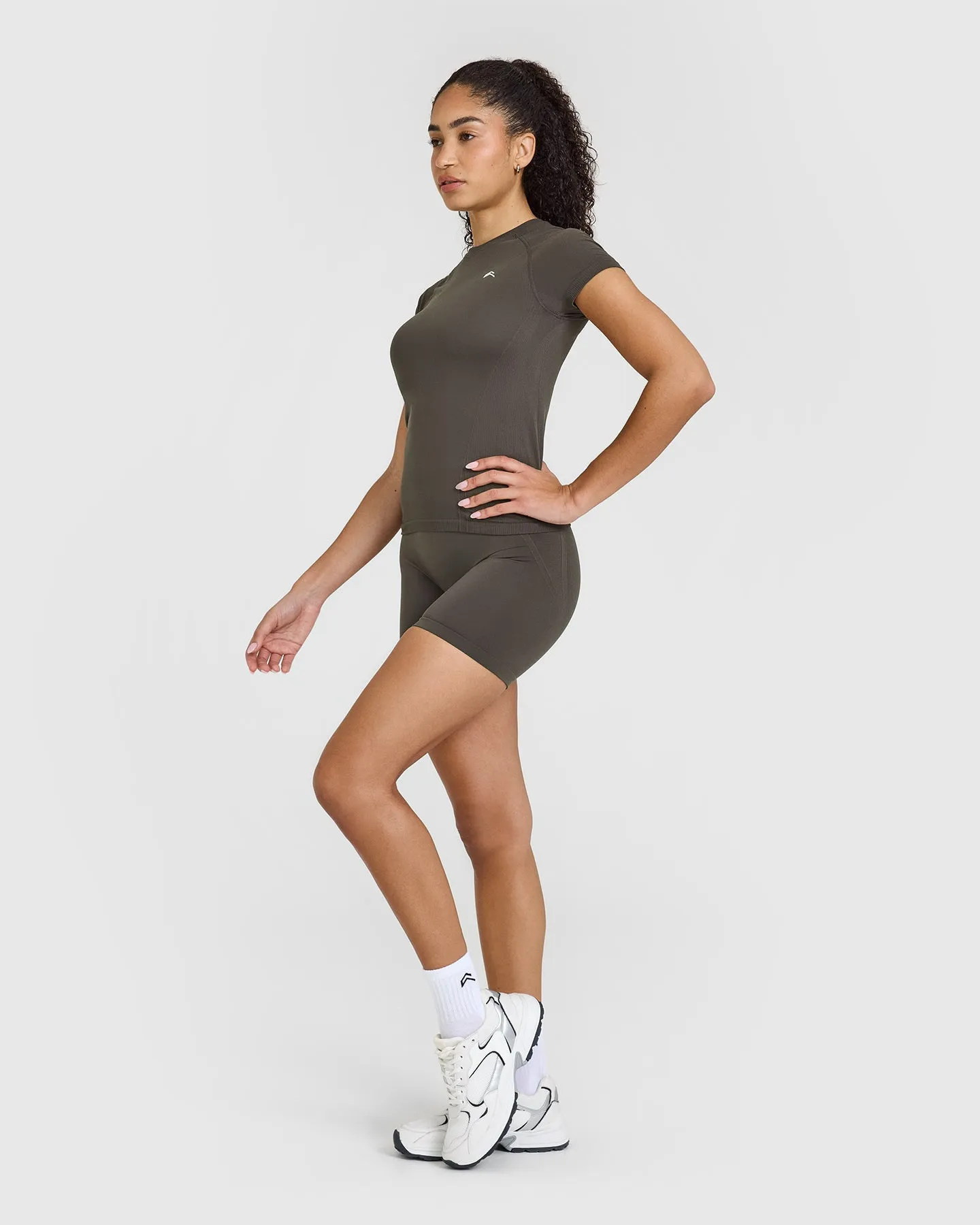 Go To Seamless Fitted Top | Deep Taupe sold by Oner Active product image thumbnail 3