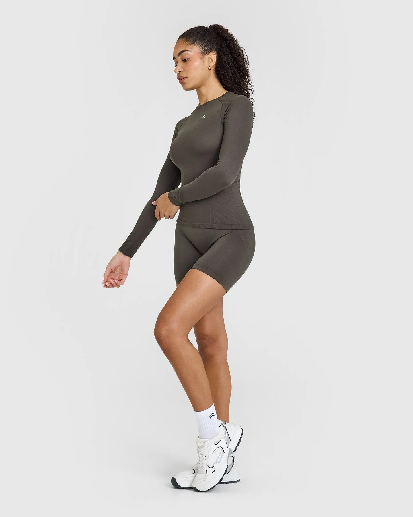 Go To Seamless Fitted Long Sleeve Top | Deep Taupe sold by Oner Active product image thumbnail 3