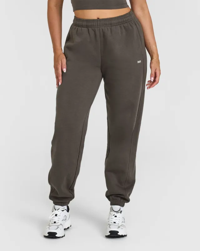 Foundations Jogger | Deep Taupe made by Oner Active