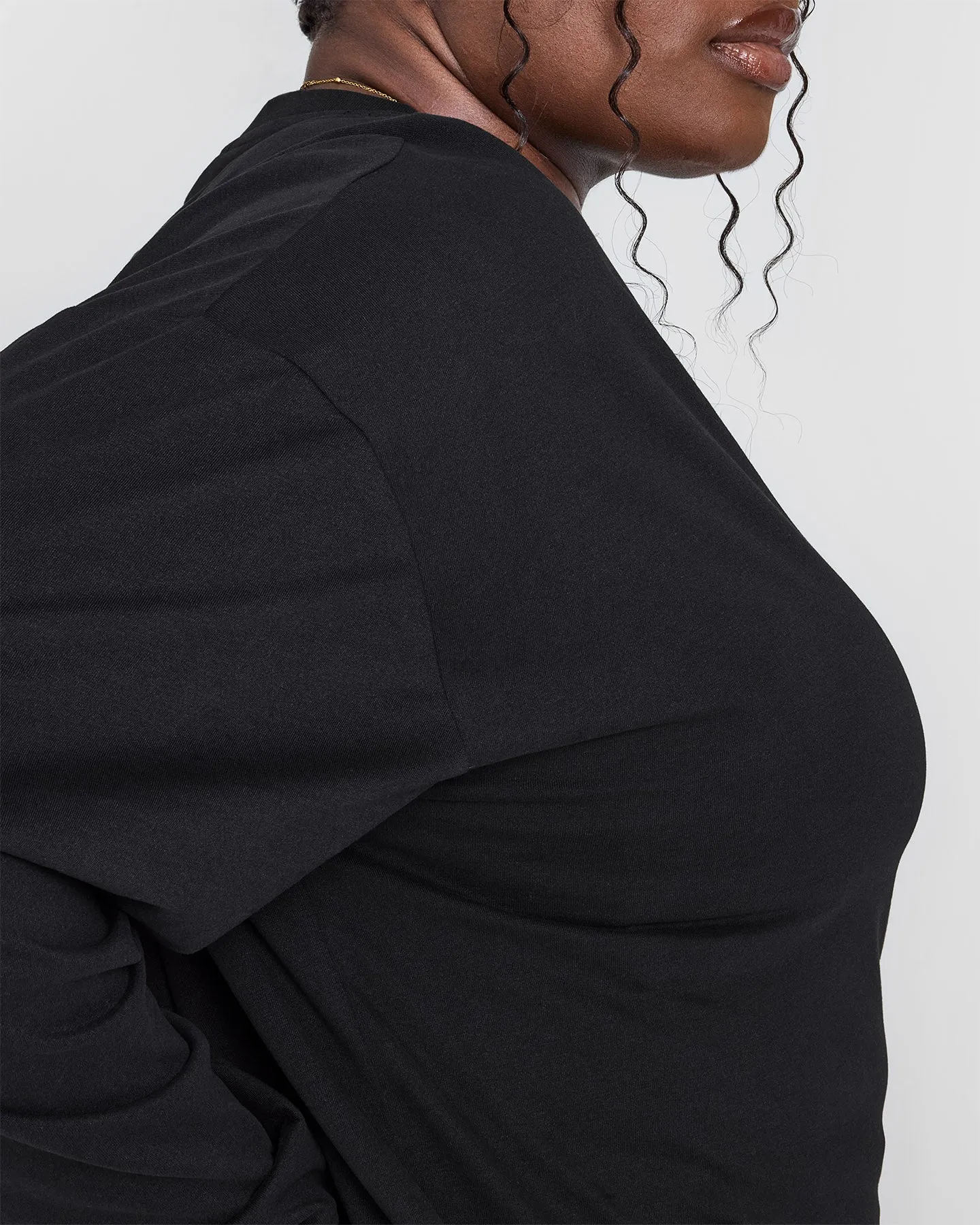 Classic Oversized Lightweight Long Sleeve Top | Black sold by Oner Active product image thumbnail 5