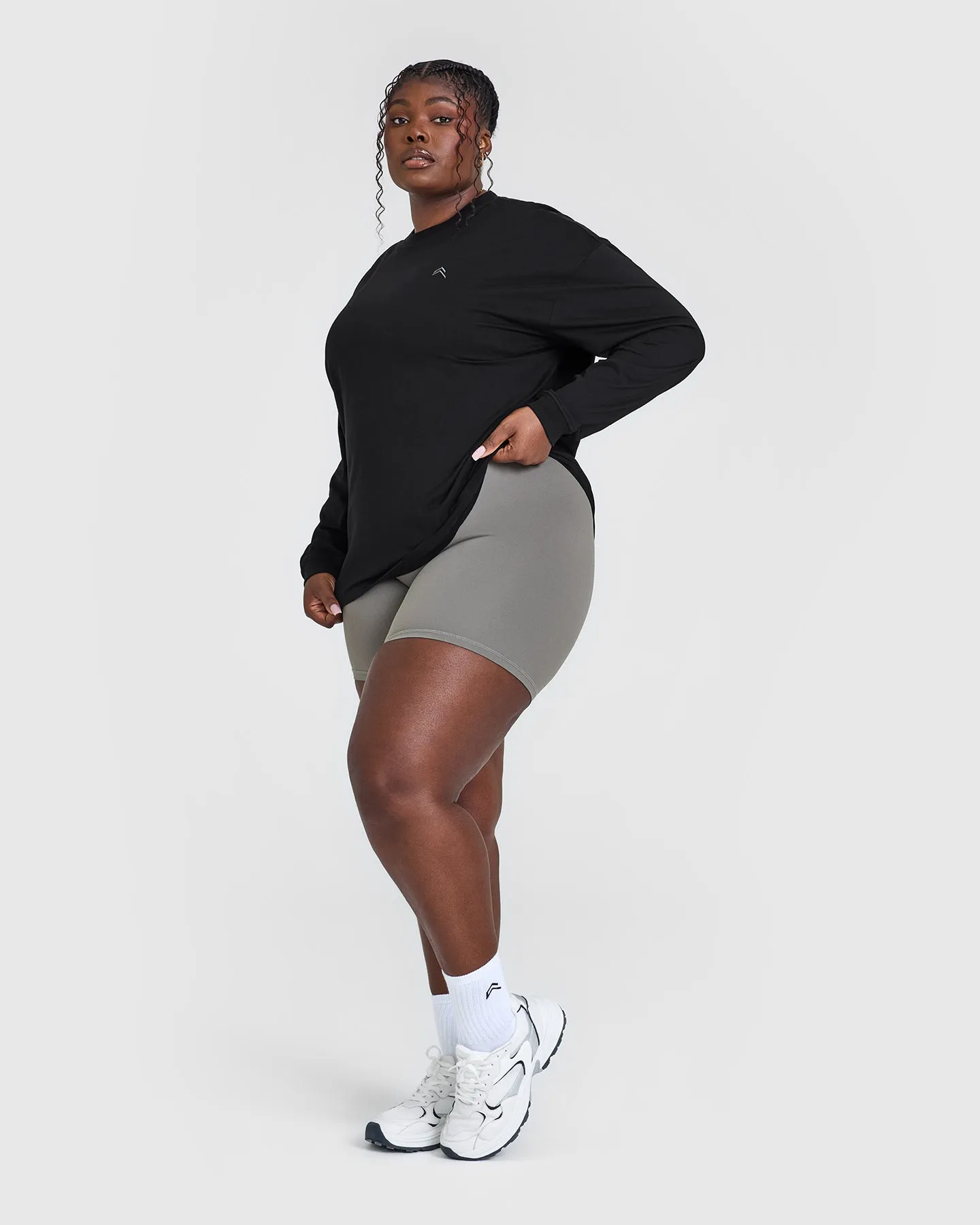 Classic Oversized Lightweight Long Sleeve Top | Black sold by Oner Active product image thumbnail 3