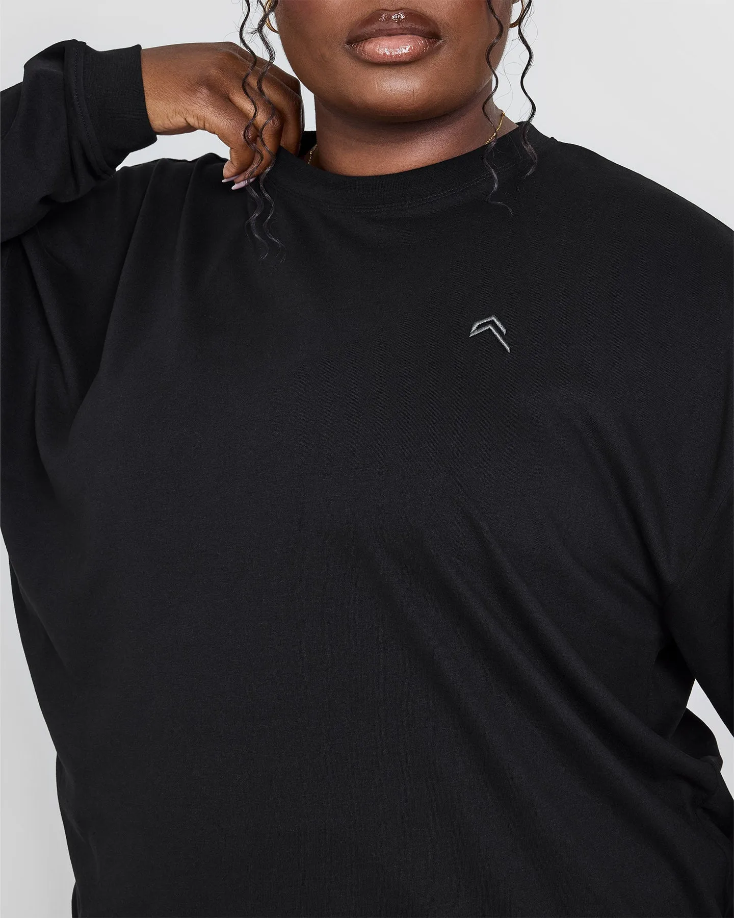 Classic Oversized Lightweight Long Sleeve Top | Black sold by Oner Active product image thumbnail 4