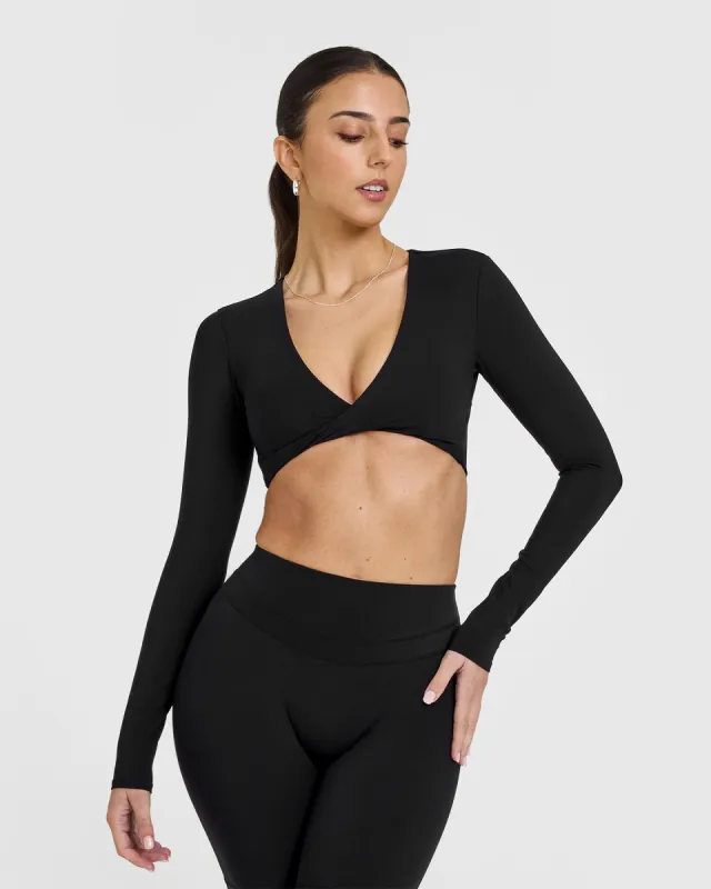 Unified Twist Front Long Sleeve Crop Top | Black sold by Oner Active