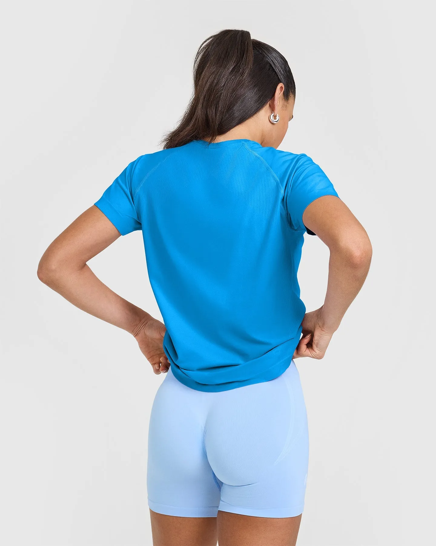 Go To Seamless Loose Top | Tropical Blue sold by Oner Active product image thumbnail 4