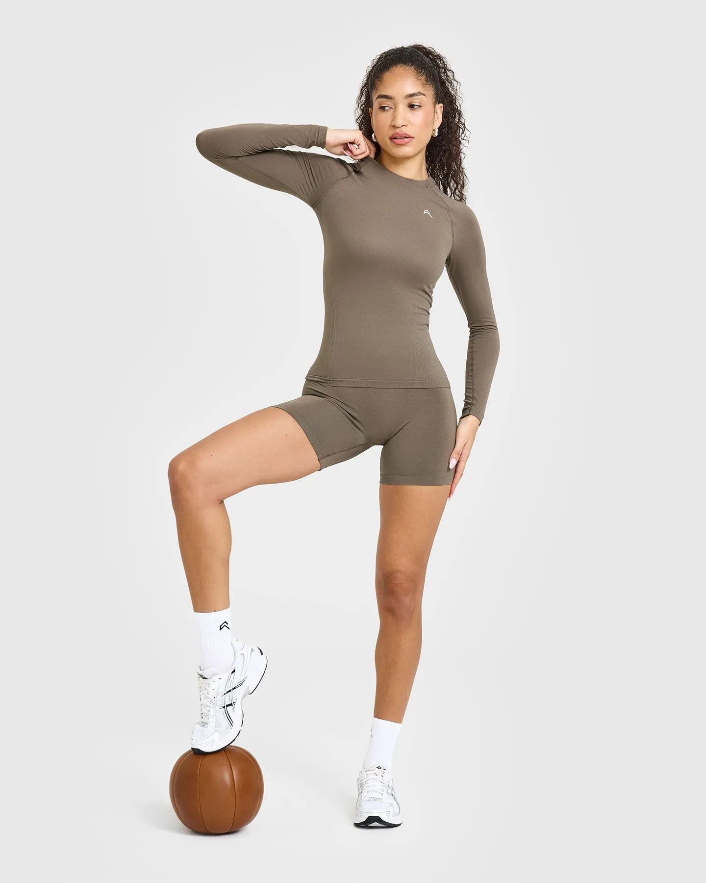 Go To Seamless Fitted Long Sleeve Top | Moss Brown sold by Oner Active product image thumbnail 2