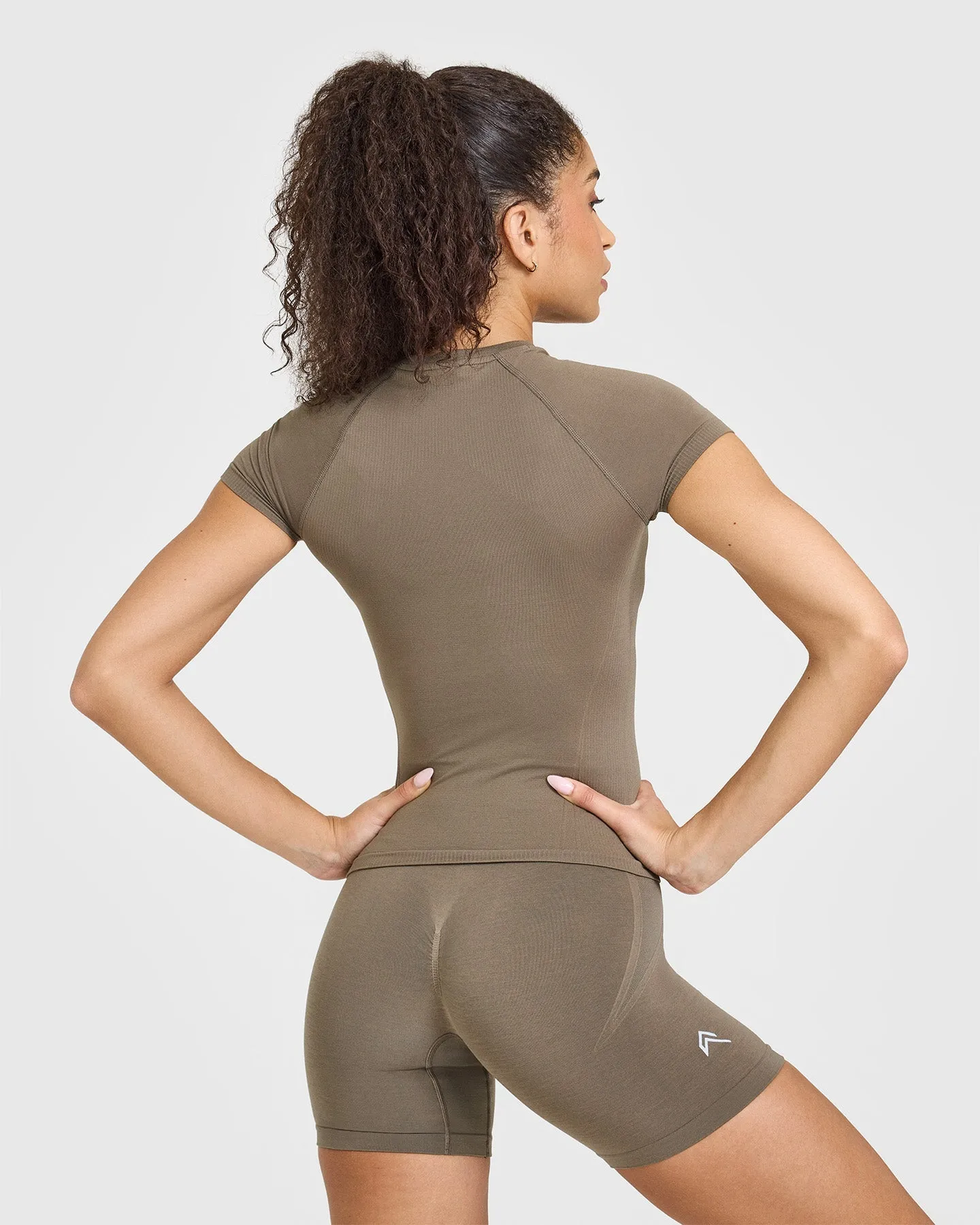 Go To Seamless Fitted Top | Moss Brown sold by Oner Active product image thumbnail 4
