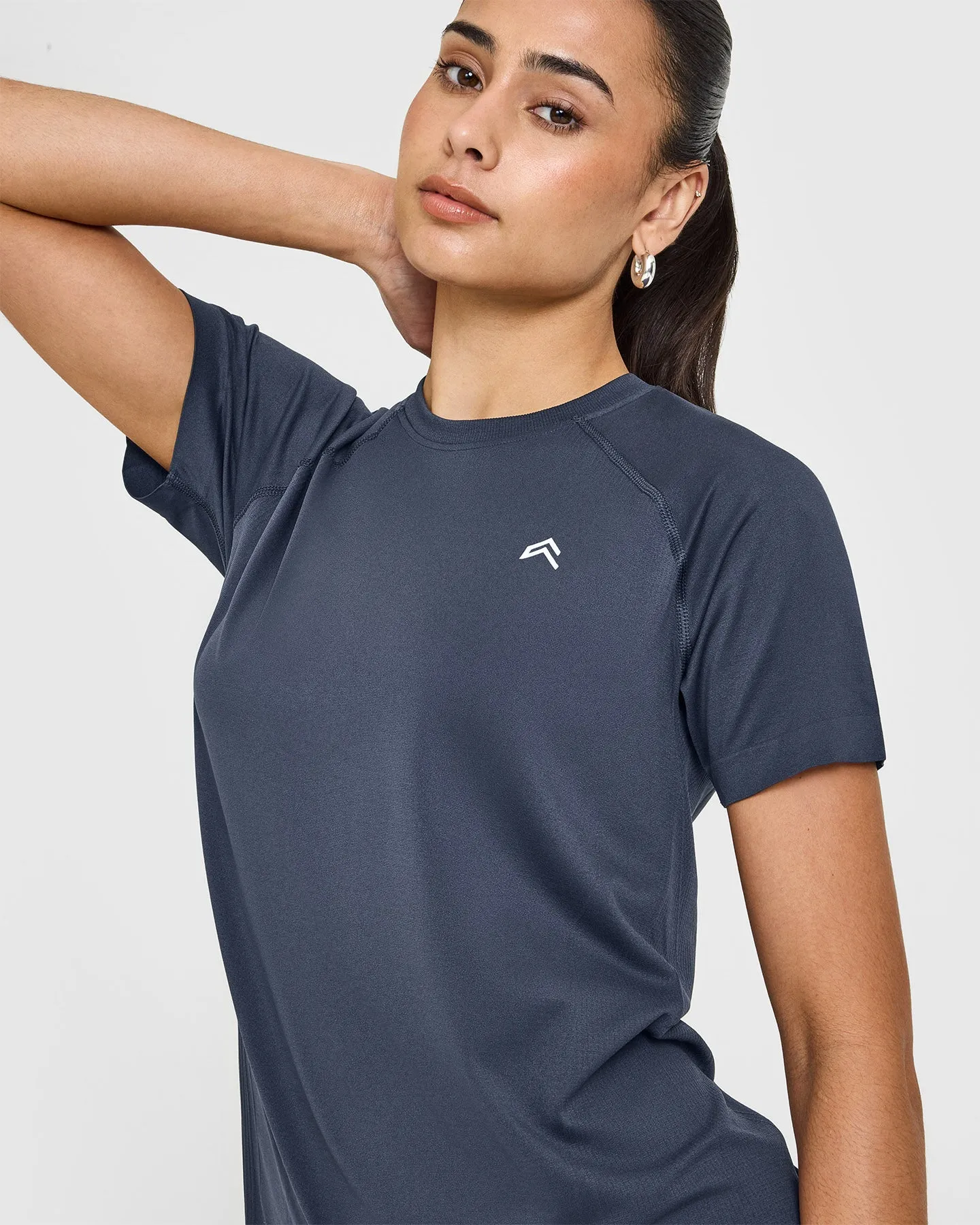 Go To Seamless Loose Top | True Blue sold by Oner Active product image thumbnail 5