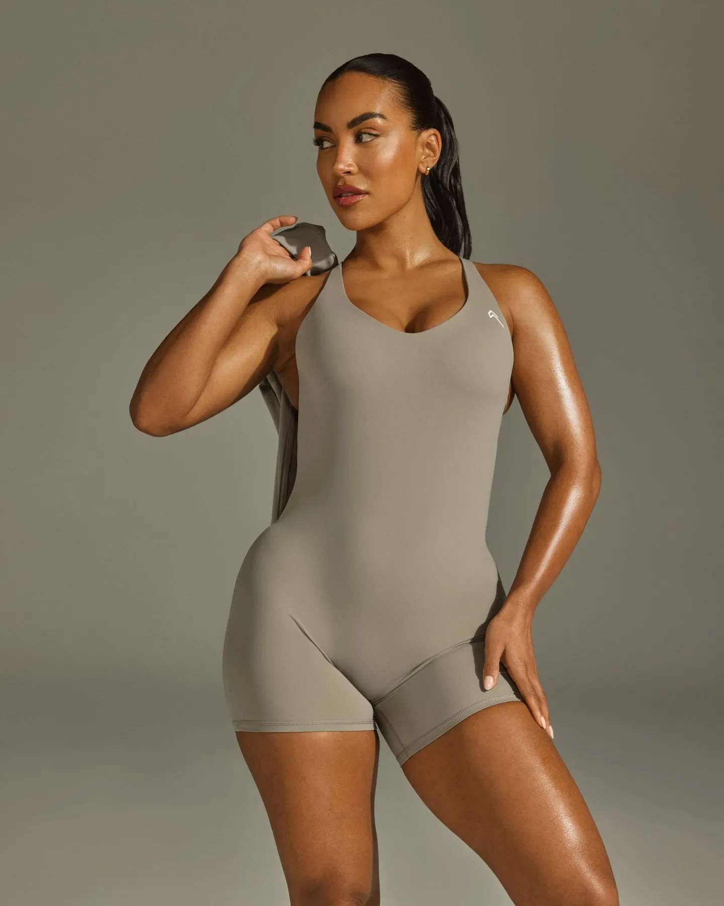 Unified Scoop Back All In One 6" | Warm Sand sold by Oner Active product image thumbnail 2