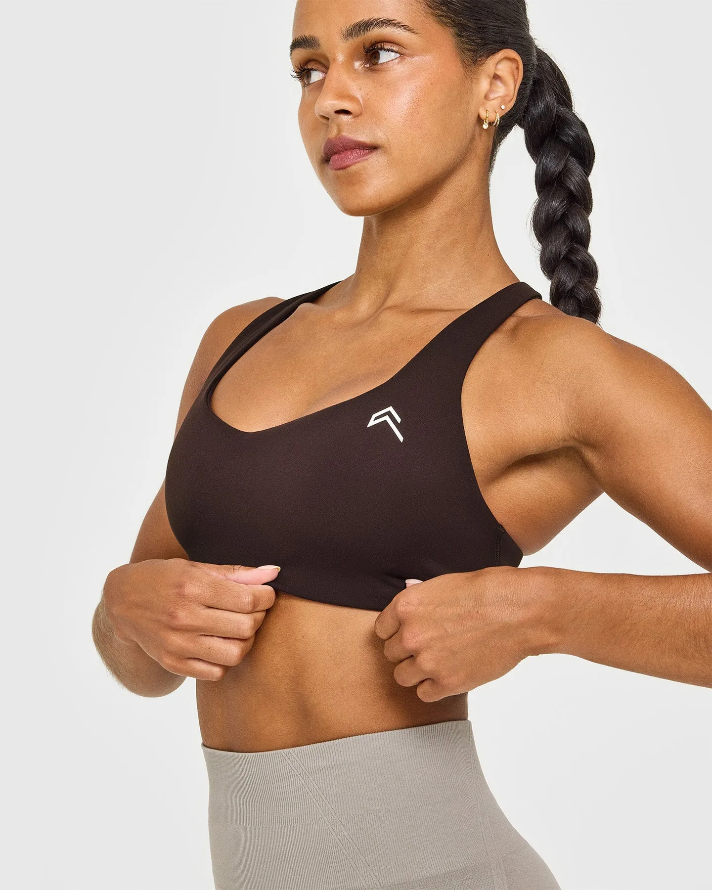 EasyLift™ Cross Back Sports Bra | 70% Cocoa sold by Oner Active product image thumbnail 5