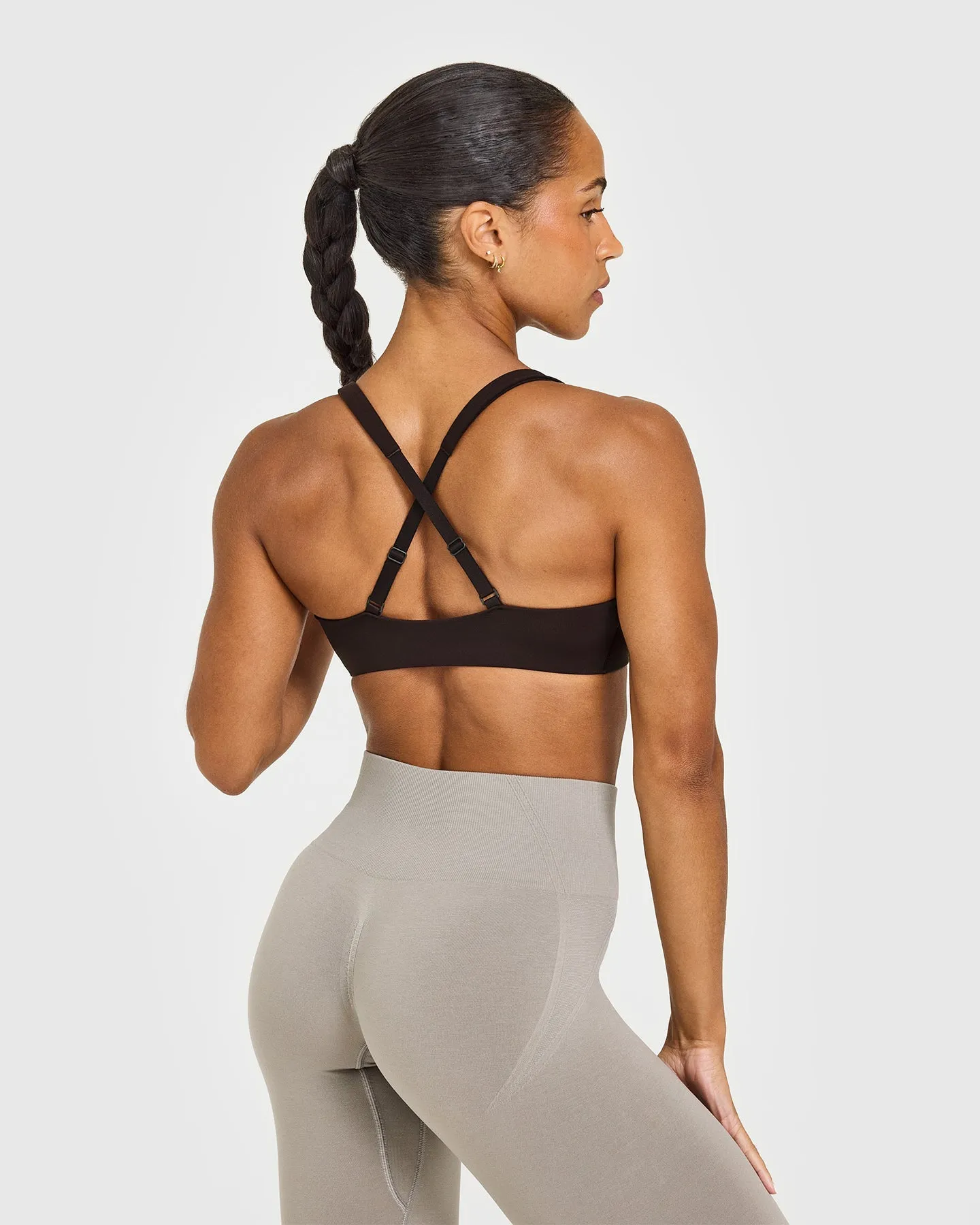 EasyLift™ Cross Back Sports Bra | 70% Cocoa sold by Oner Active product image thumbnail 2