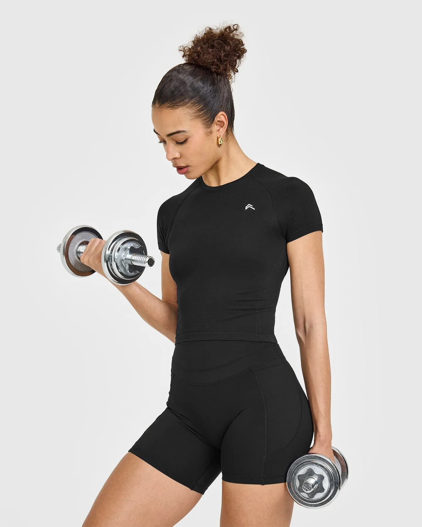 Go To Seamless Fitted Mid Top | Black sold by Oner Active product image thumbnail 5