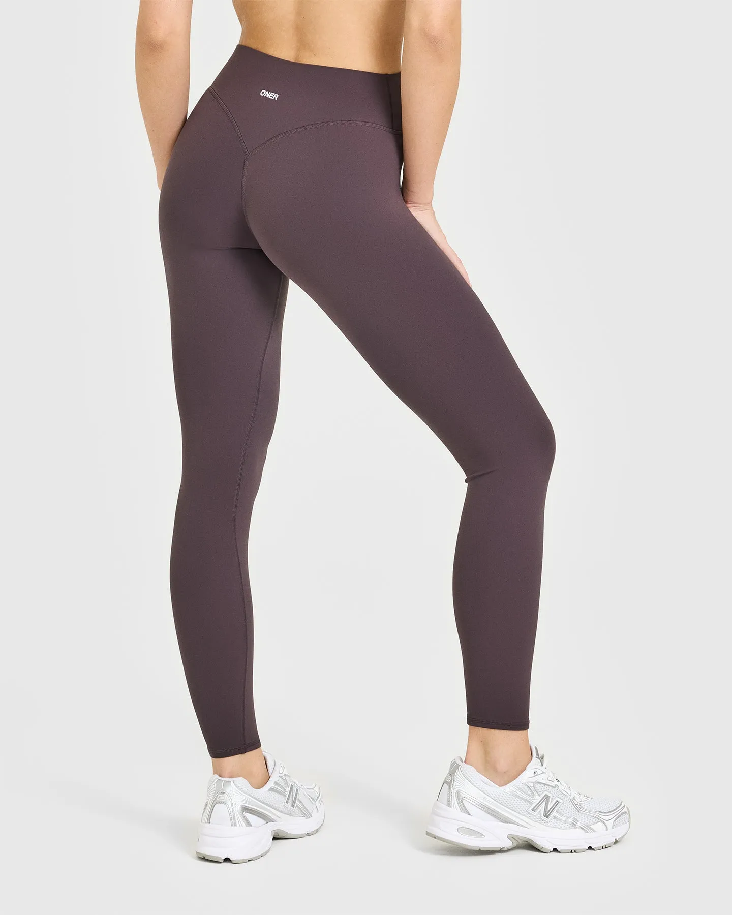SoftMotion™ High Waisted Leggings | Dark Umber Brown sold by Oner Active product image thumbnail 4