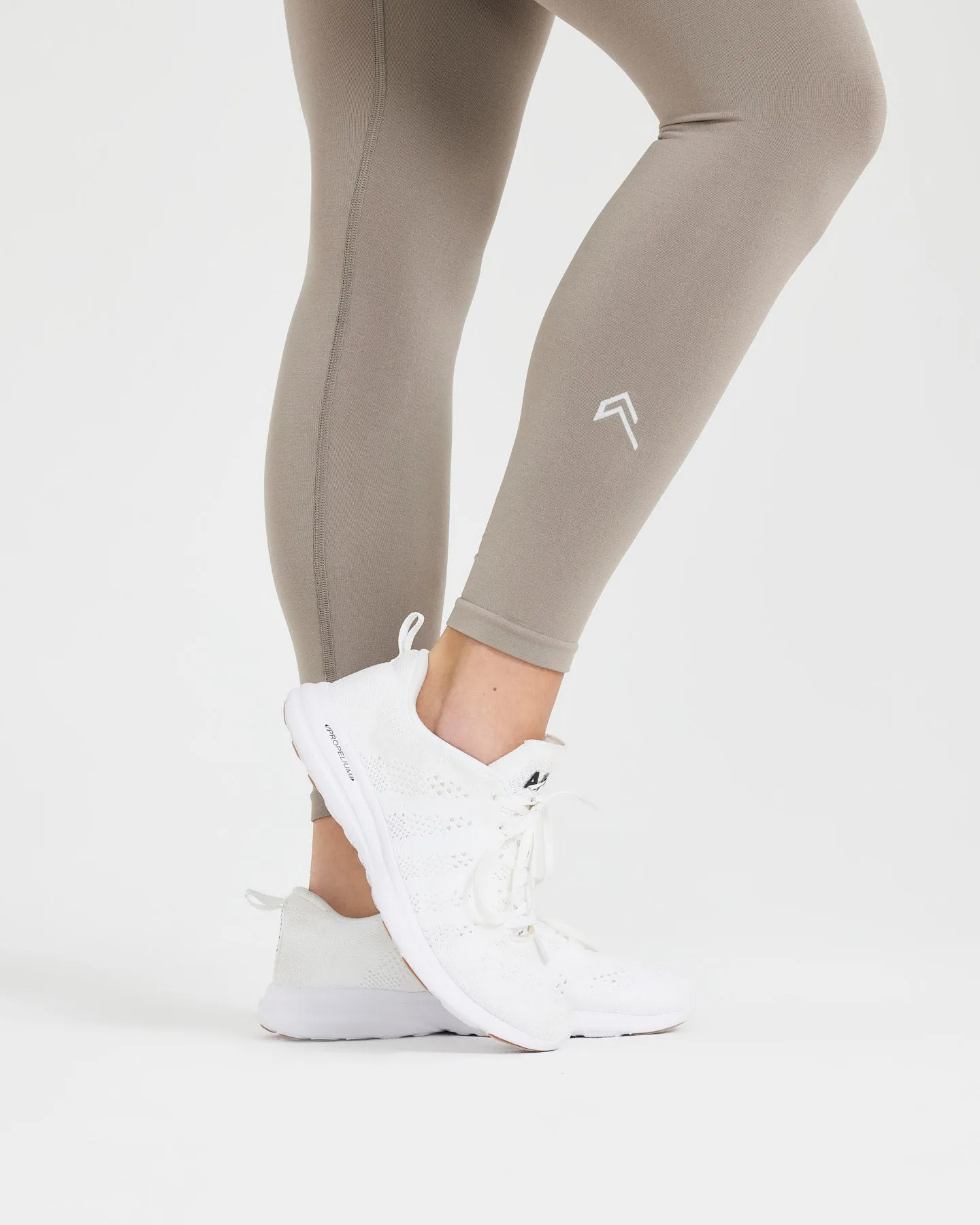 Effortless Seamless Leggings with White Logo | Minky sold by Oner Active product image thumbnail 5