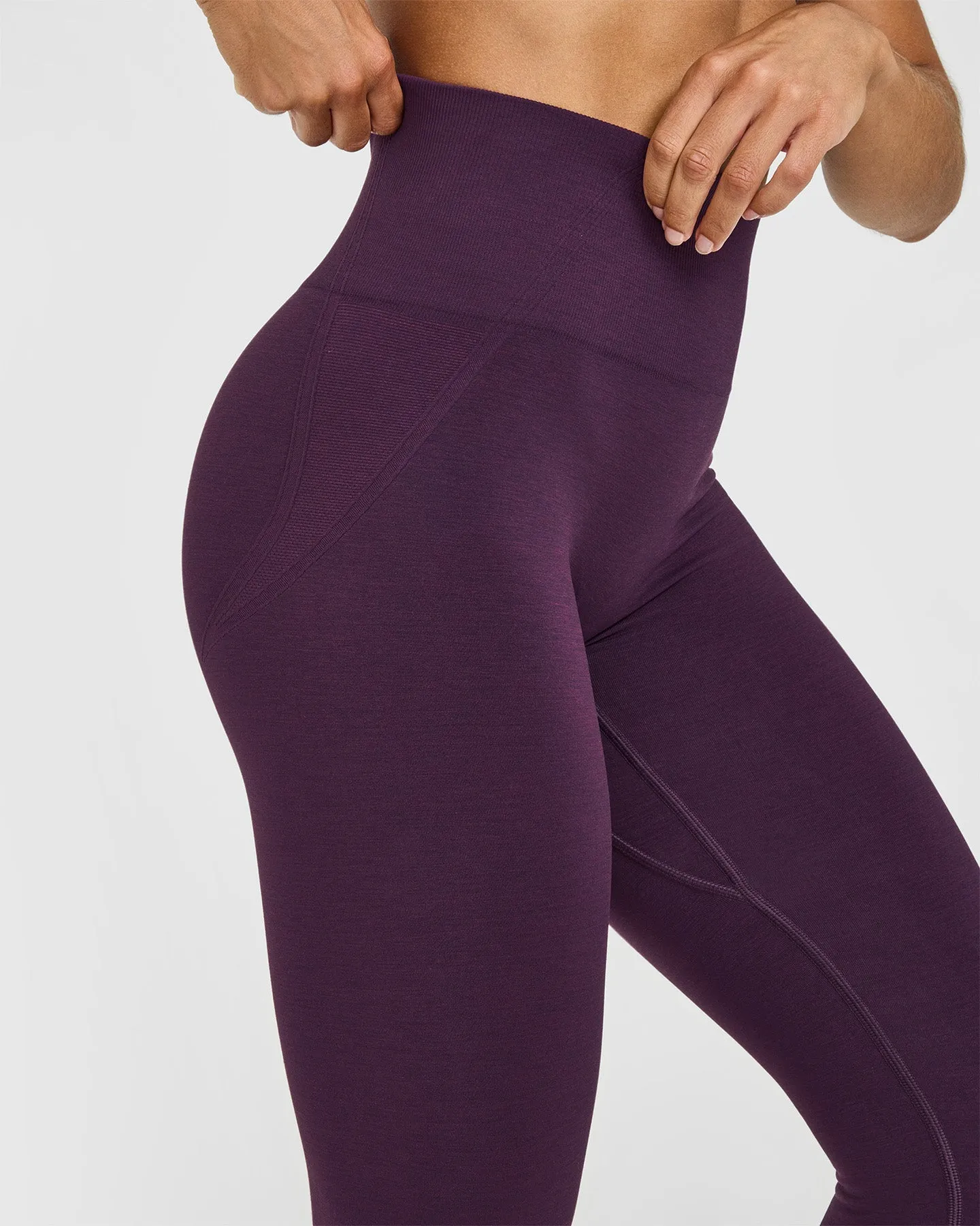 Effortless Seamless Leggings with White Logo | Blackberry Purple sold by Oner Active product image thumbnail 5