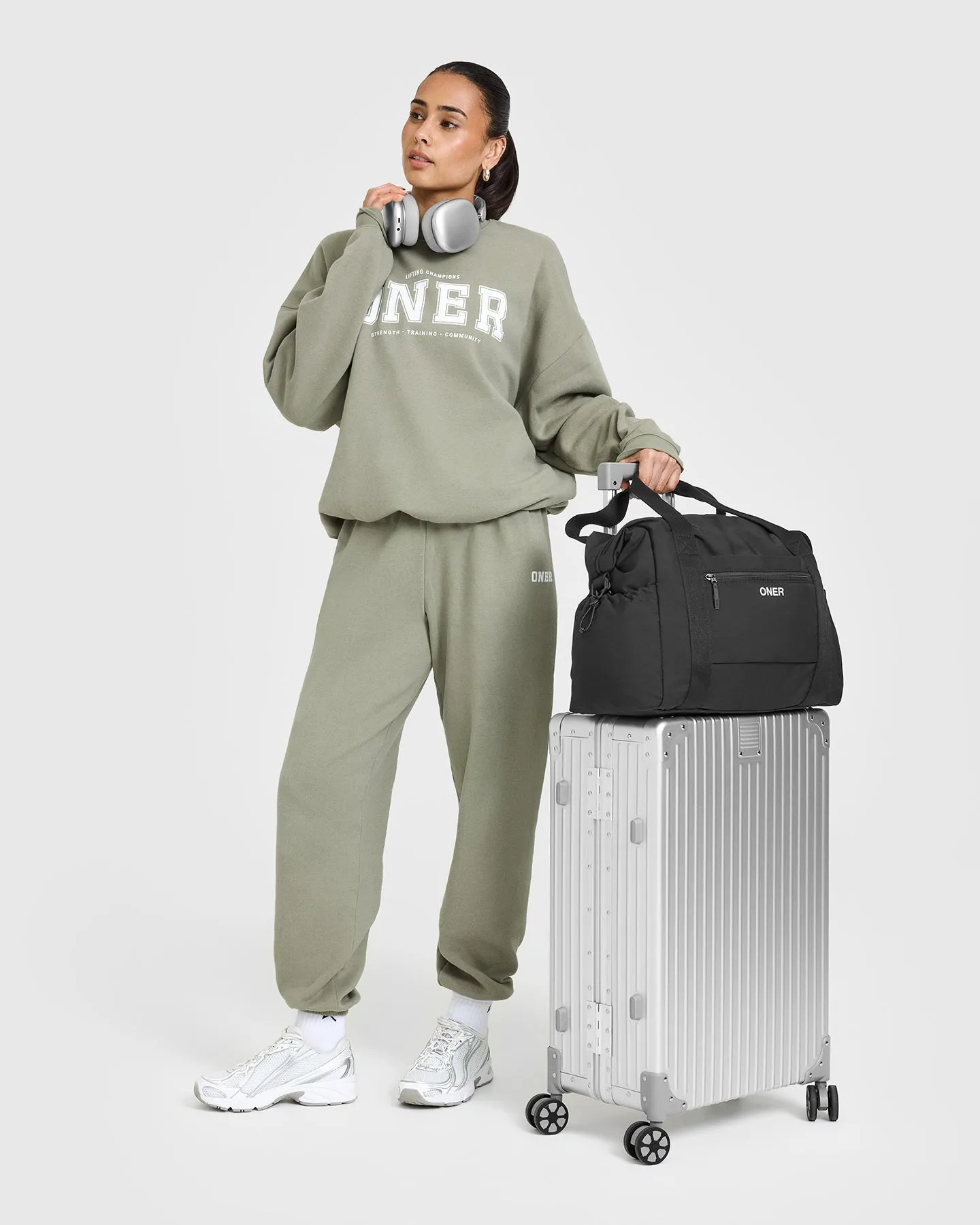 Holdall Bag - Black | Oner Active CA sold by Oner Active product image thumbnail 3
