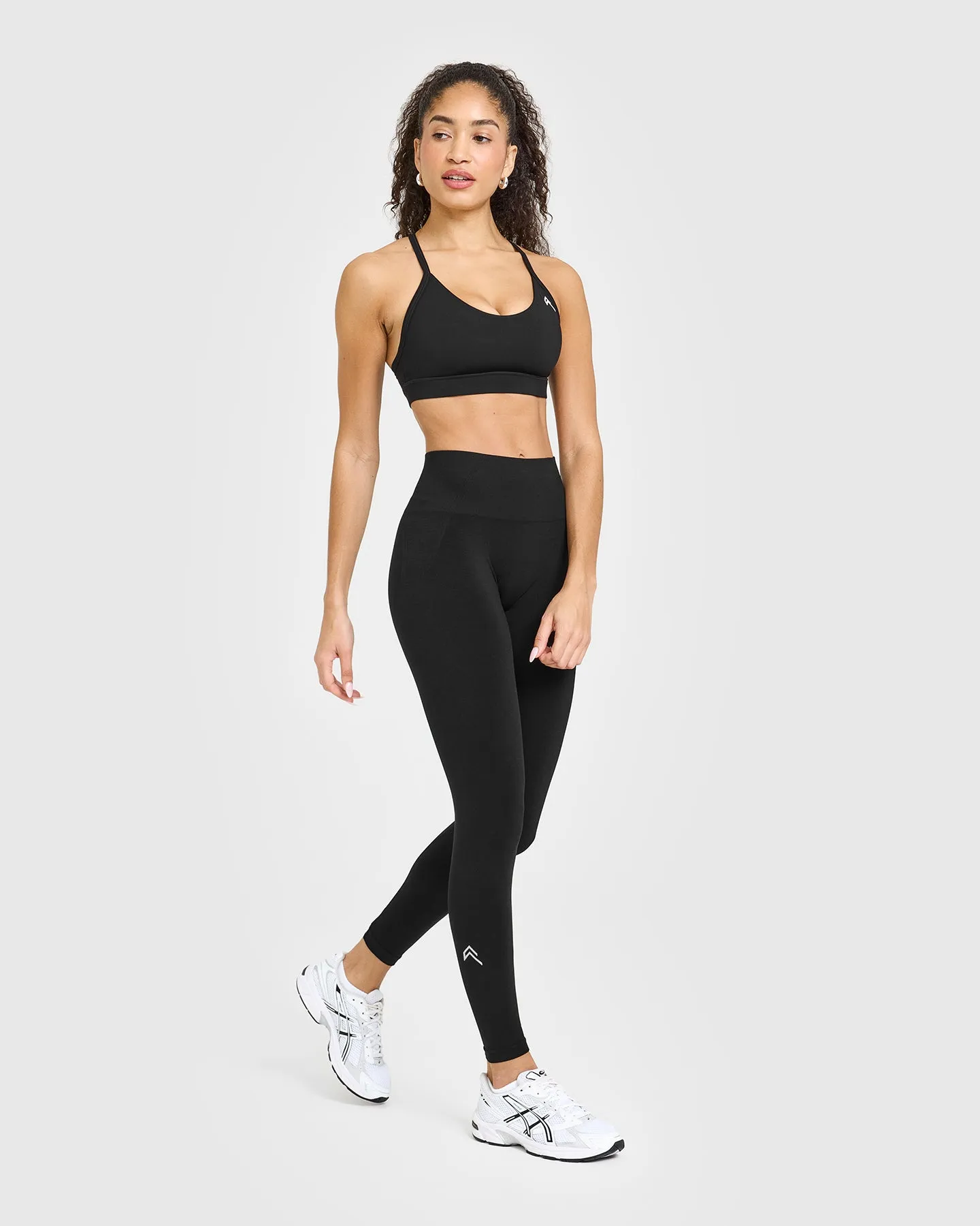 Effortless Seamless Leggings with White Logo | Black sold by Oner Active product image thumbnail 3