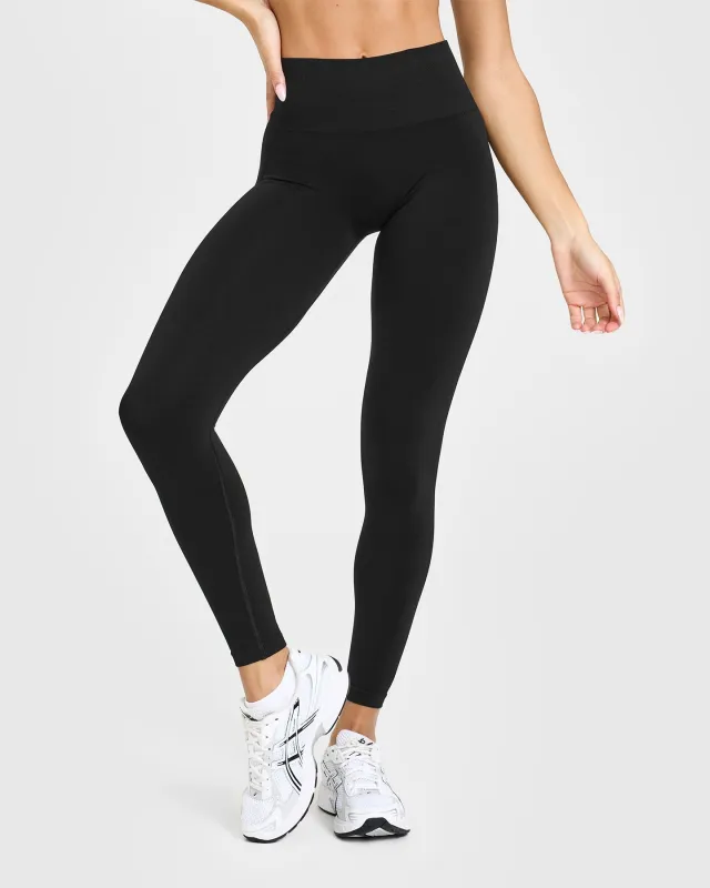 Effortless Seamless Leggings with White Logo | Black sold by Oner Active