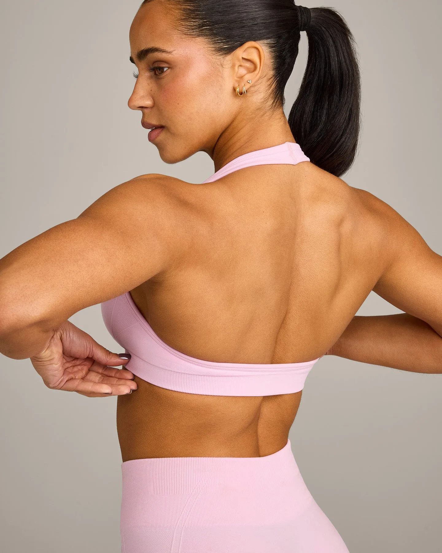 EffortlessLift™ Seamless Halter Neck Sports Bra with Grey Logo | Chalk Pink sold by Oner Active product image thumbnail 4