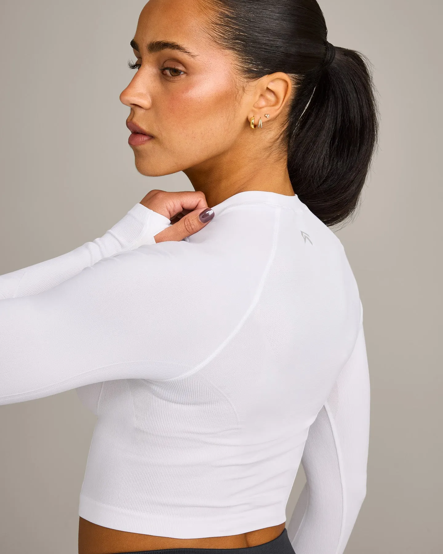 Oner Seamless Fitted Long Sleeve Mid Top | White sold by Oner Active product image thumbnail 4