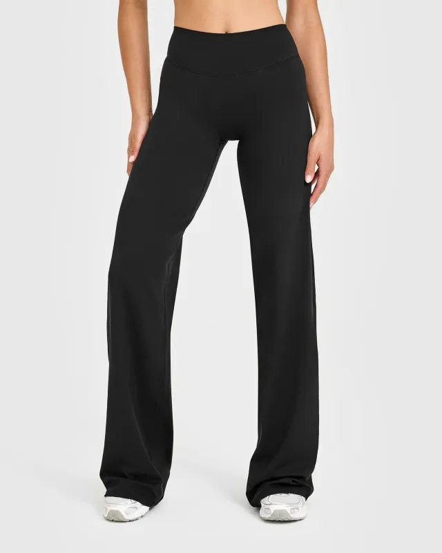 SoftMotion™ Straight Leg Bottoms with White Logo | Black made by Oner Active