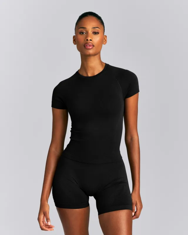 Oner Seamless Fitted Top New Branding | Black made by Oner Active