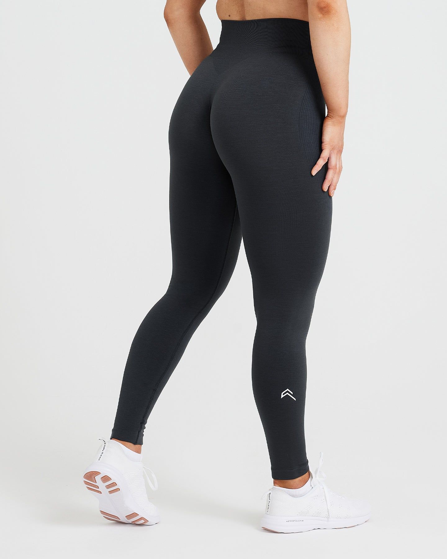 Classic Seamless 2.0 Leggings | Coal Marl sold by Oner Active product image thumbnail 2
