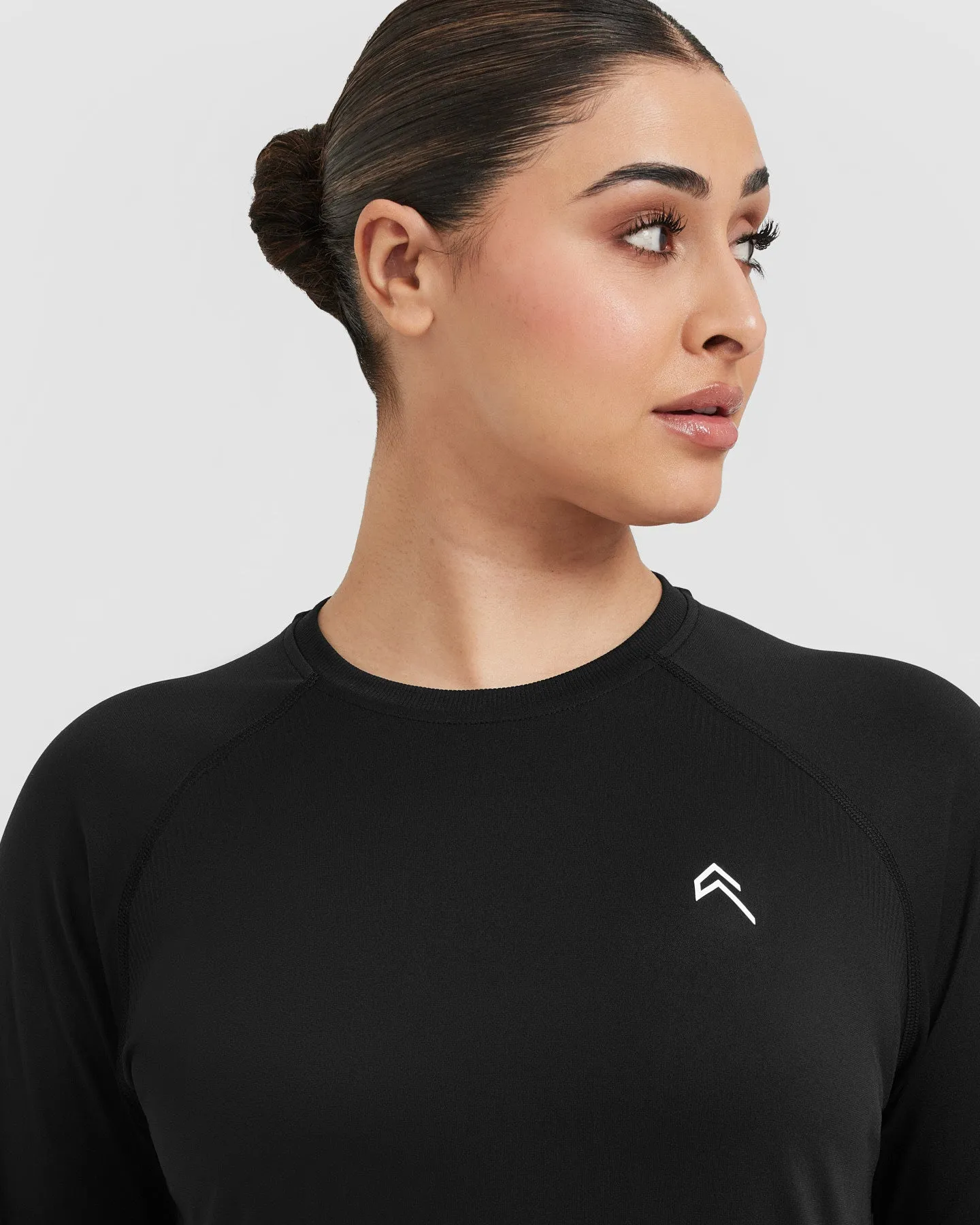 Go To Seamless Loose Long Sleeve Top | Black sold by Oner Active product image thumbnail 4