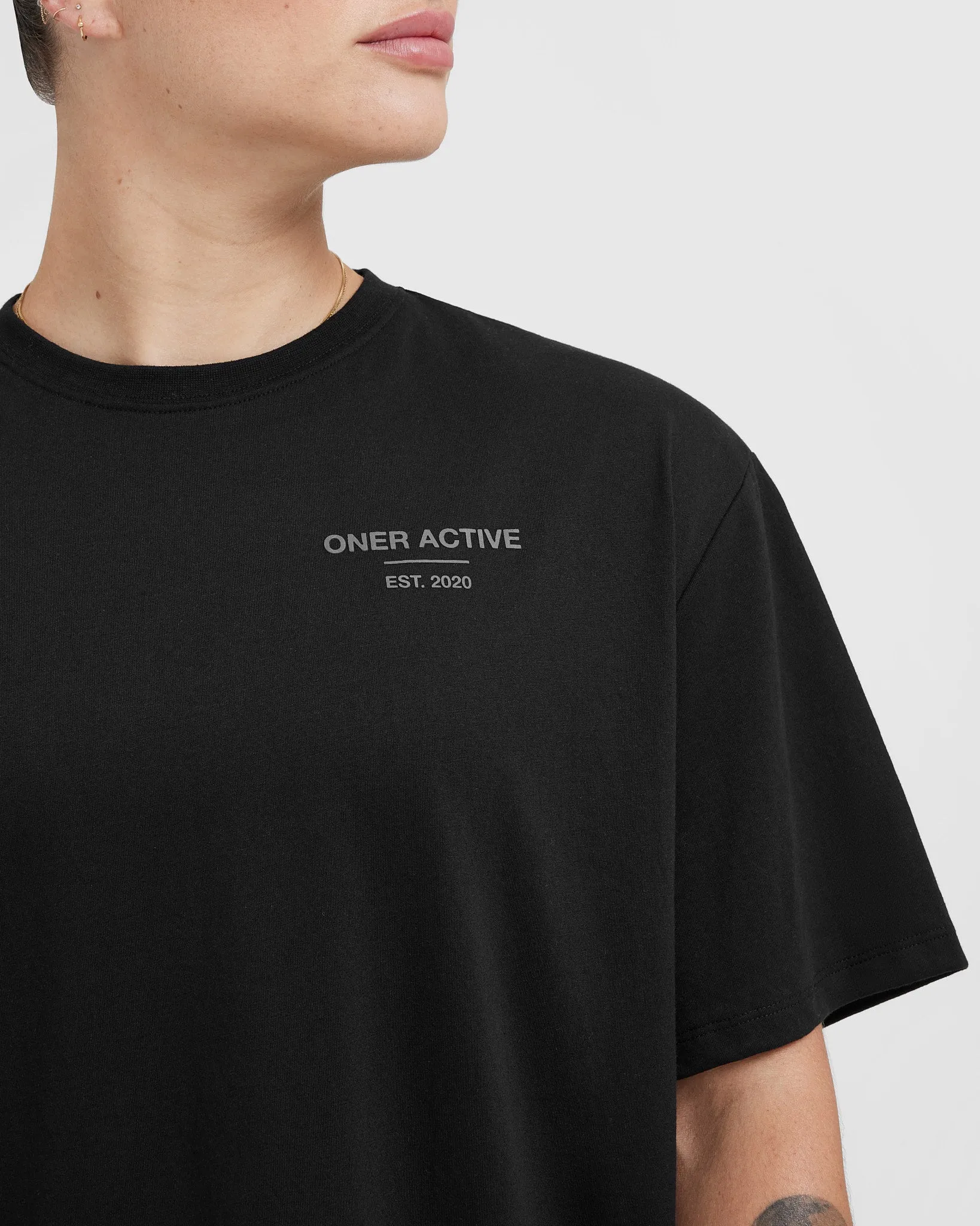 Classic Lifters Graphic Oversized Lightweight T-Shirt | Black sold by Oner Active product image thumbnail 4