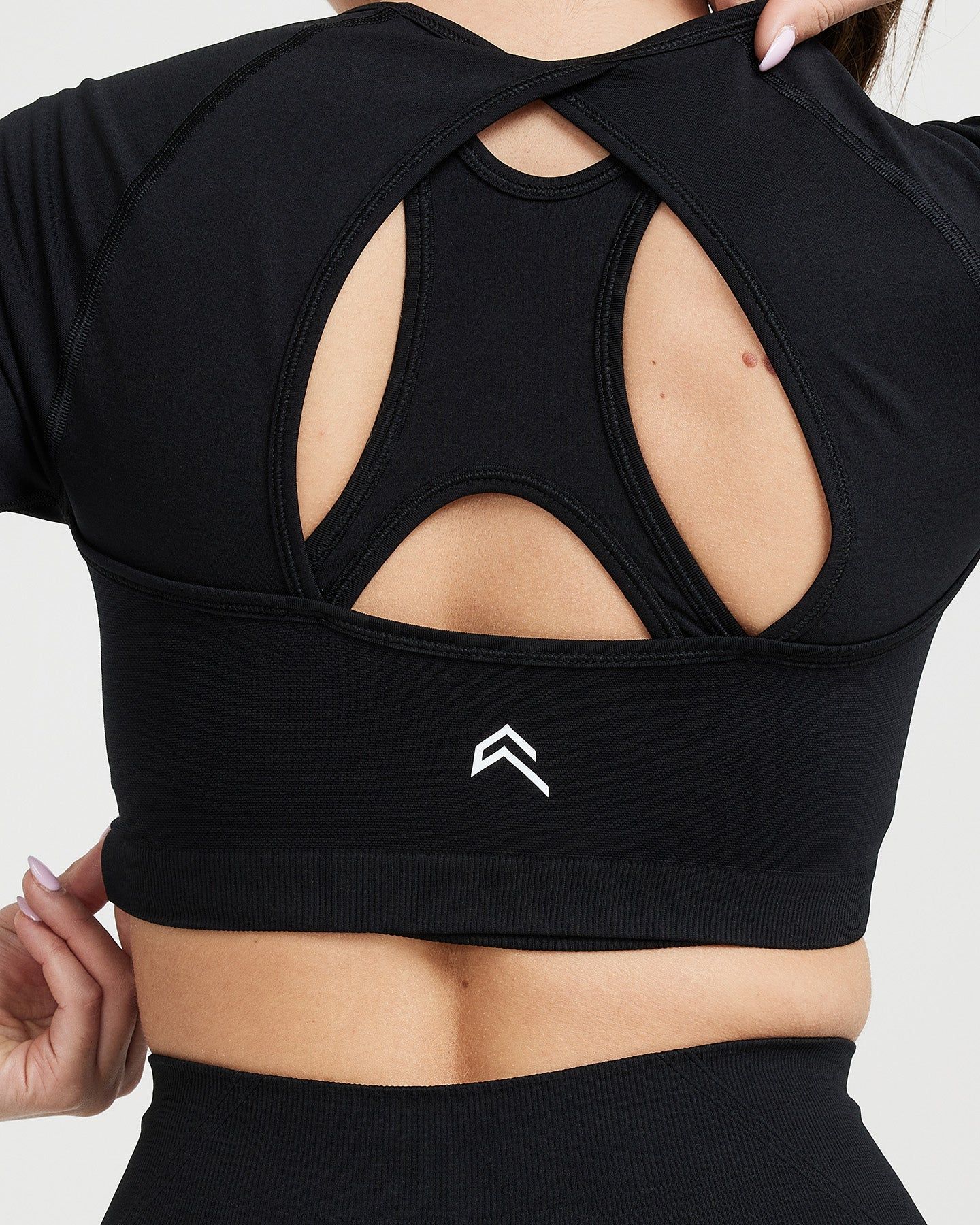 Effortless Seamless Long Sleeve Crop Top | Black sold by Oner Active product image thumbnail 5