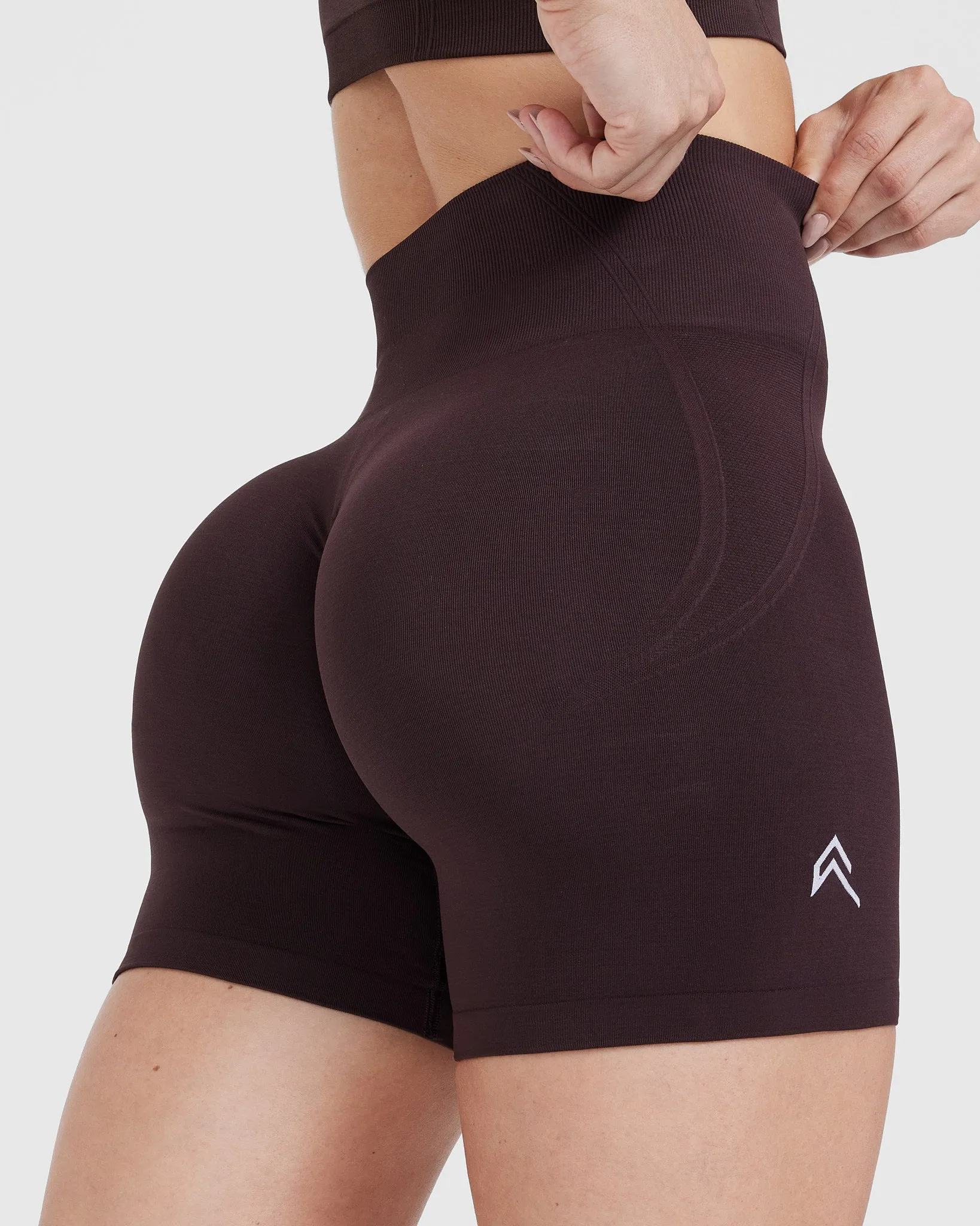 Effortless Seamless Shorts | 70% Cocoa sold by Oner Active product image thumbnail 5