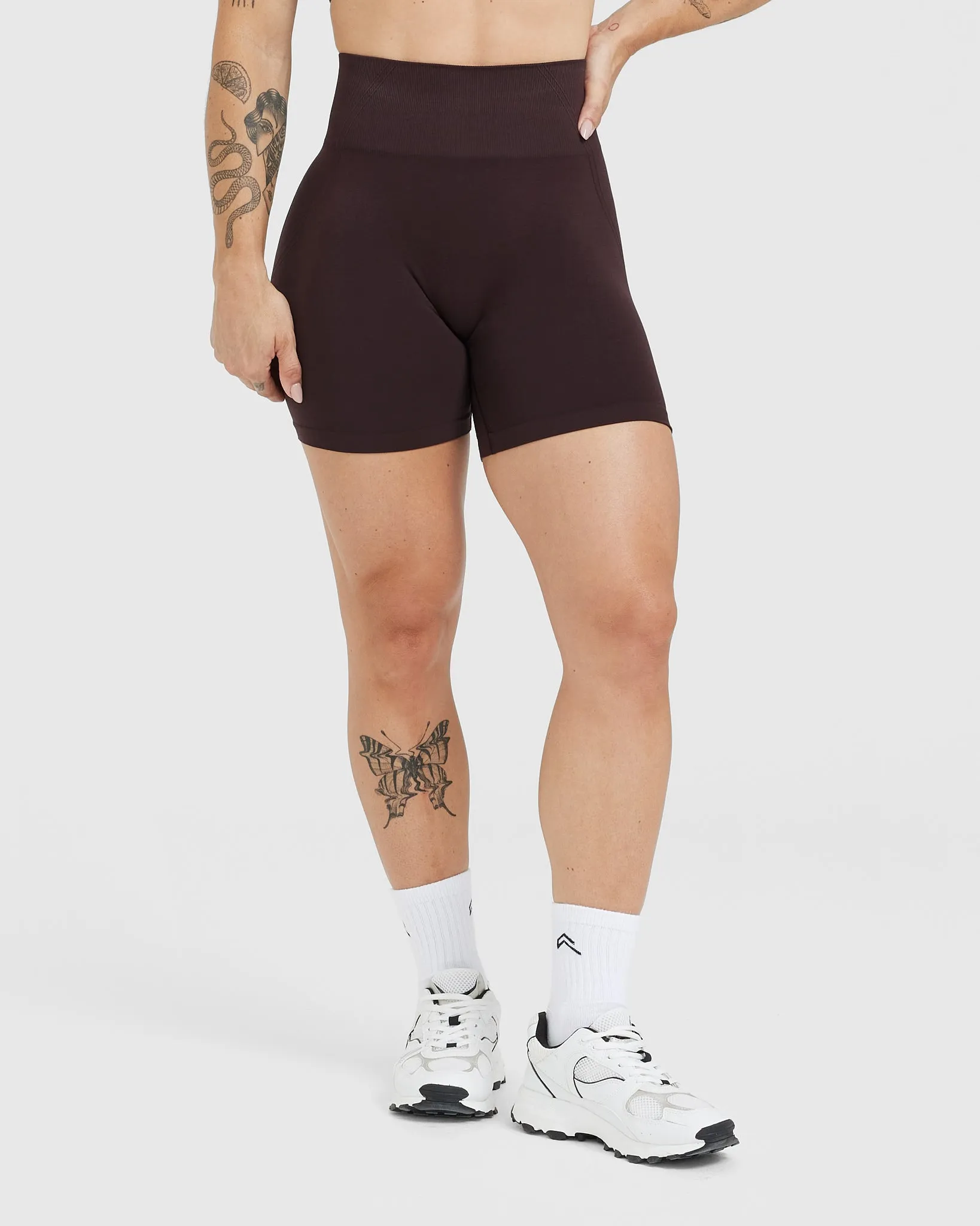 Effortless Seamless Shorts | 70% Cocoa sold by Oner Active