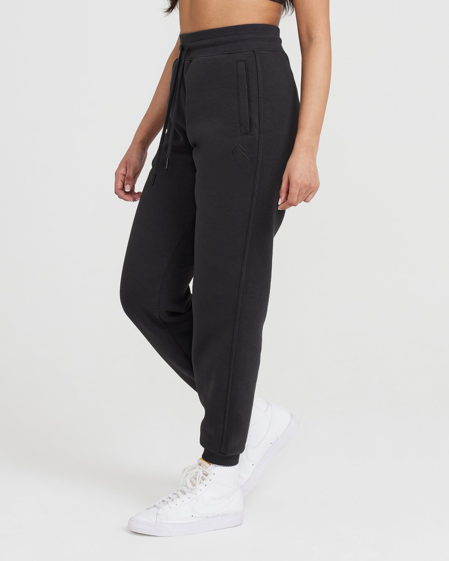 Classic Jogger | Coal sold by Oner Active product image thumbnail 3