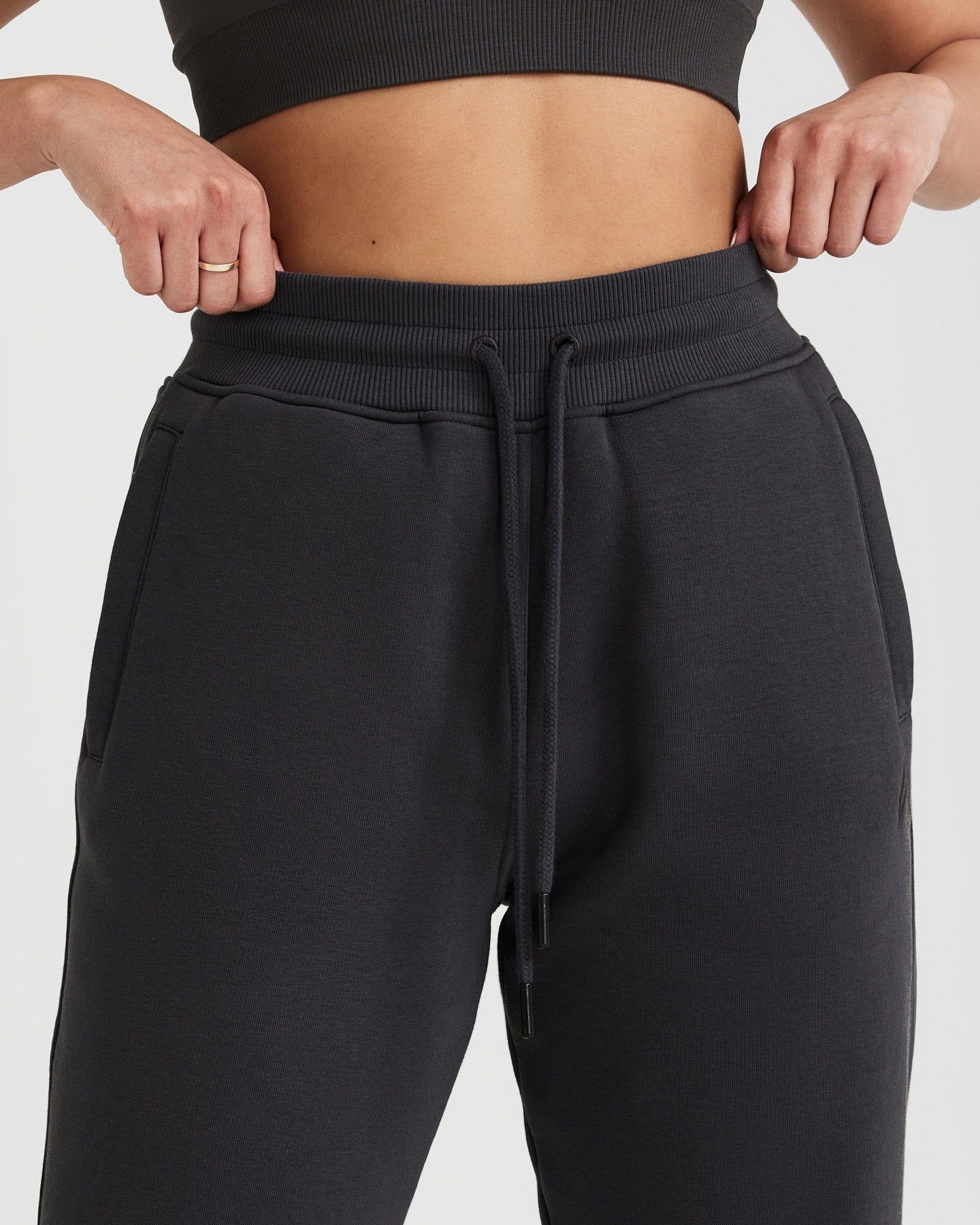 Classic Jogger | Coal sold by Oner Active product image thumbnail 4